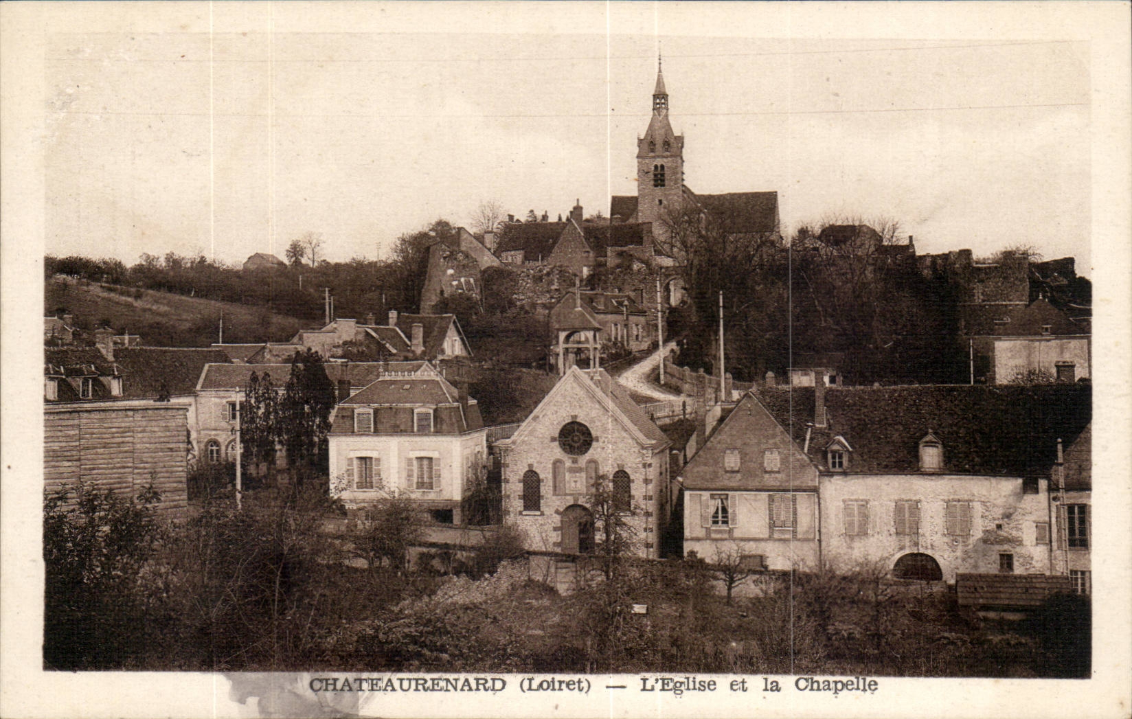 Chateaurenard CPA the church and the vault