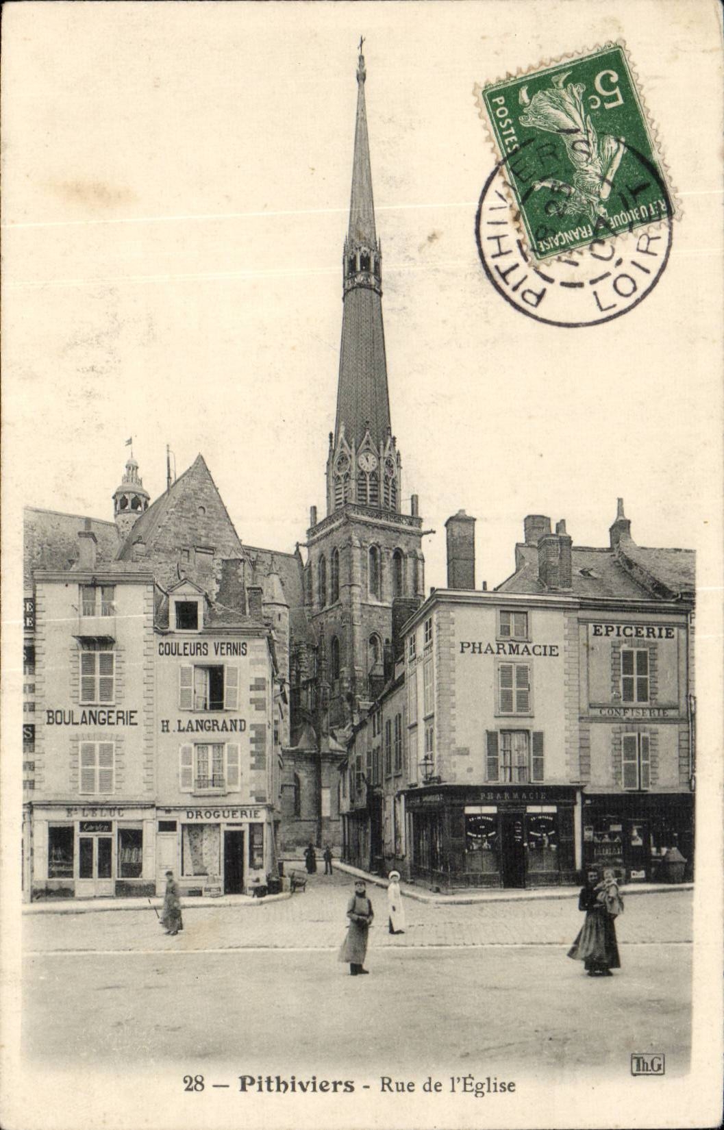 Pithiviers CPA Street of the church