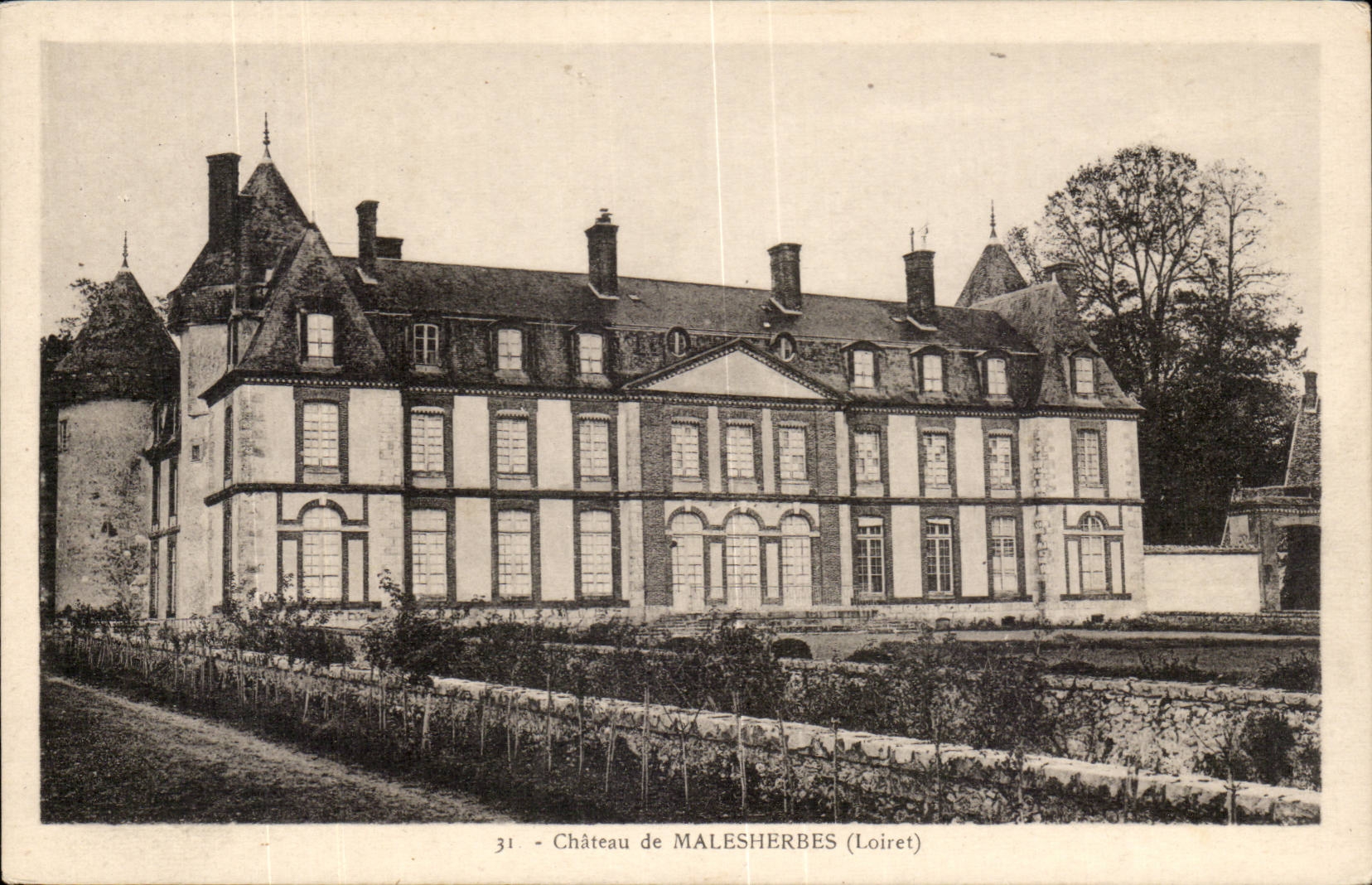 Malesherbes CPA Castle