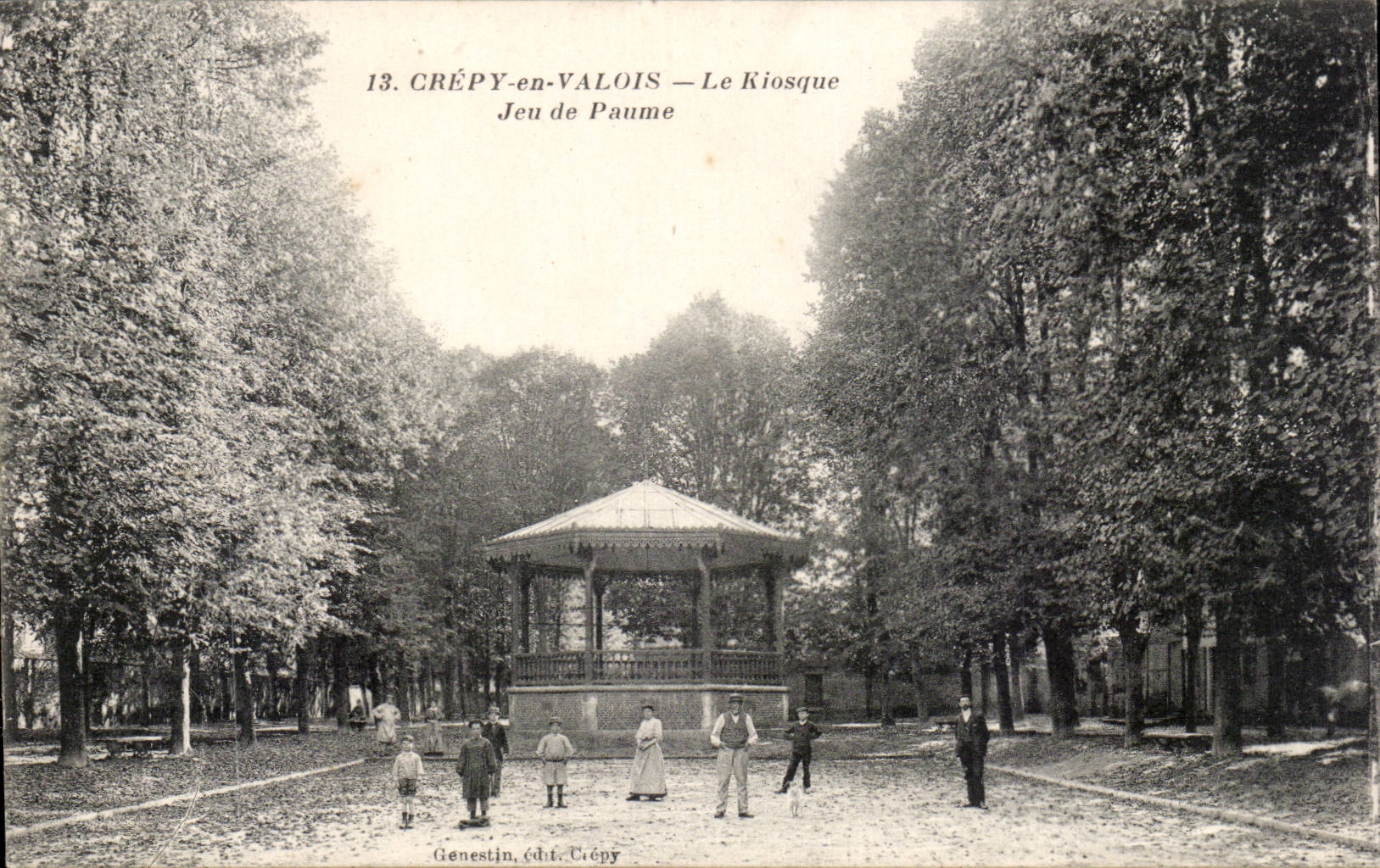 CPA Crepy in Valois the kiosk Play of palm