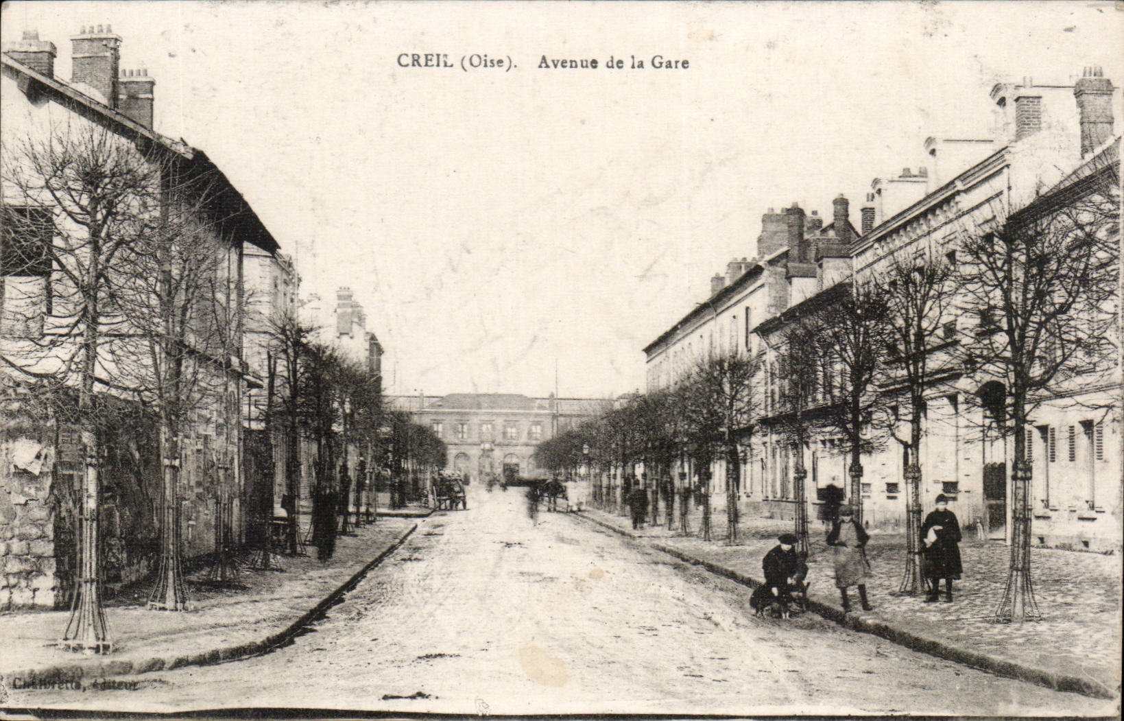 CPA Creil Avenue de la gare