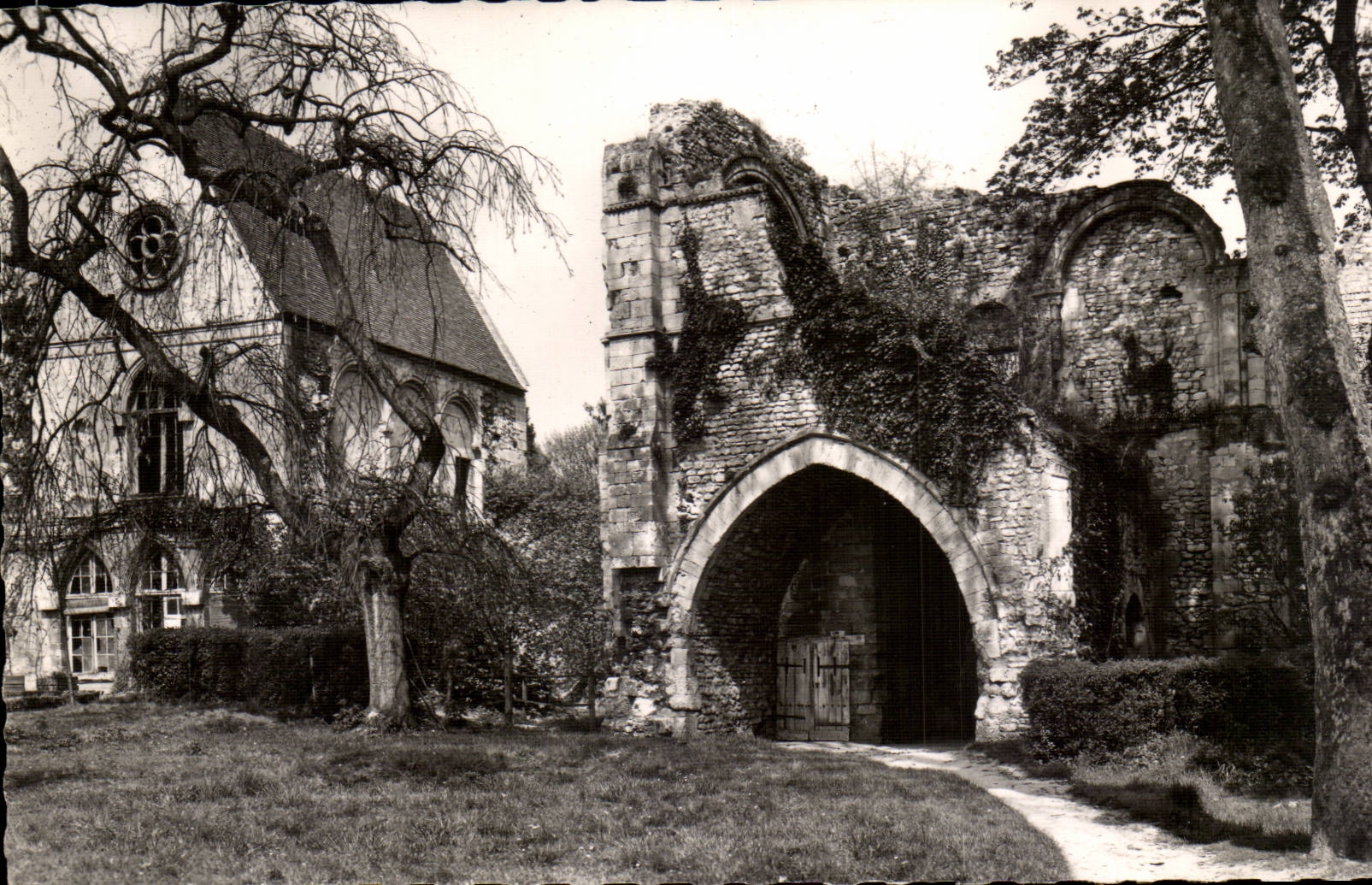 Senlis CPA Ruins of the castle Henri IV