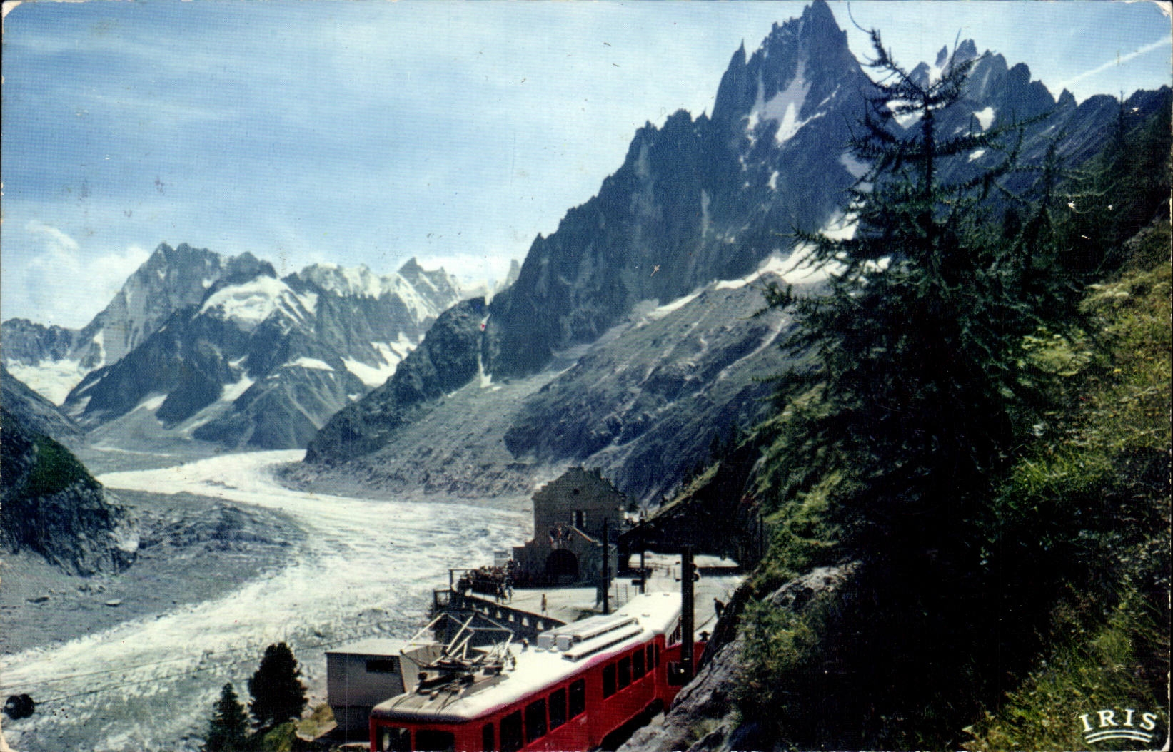 CPM Chamonix mont Blanc Le chemin de fer du Montenvers La mer de glace les grandes Jorasses la dent du Geant et Charmoz