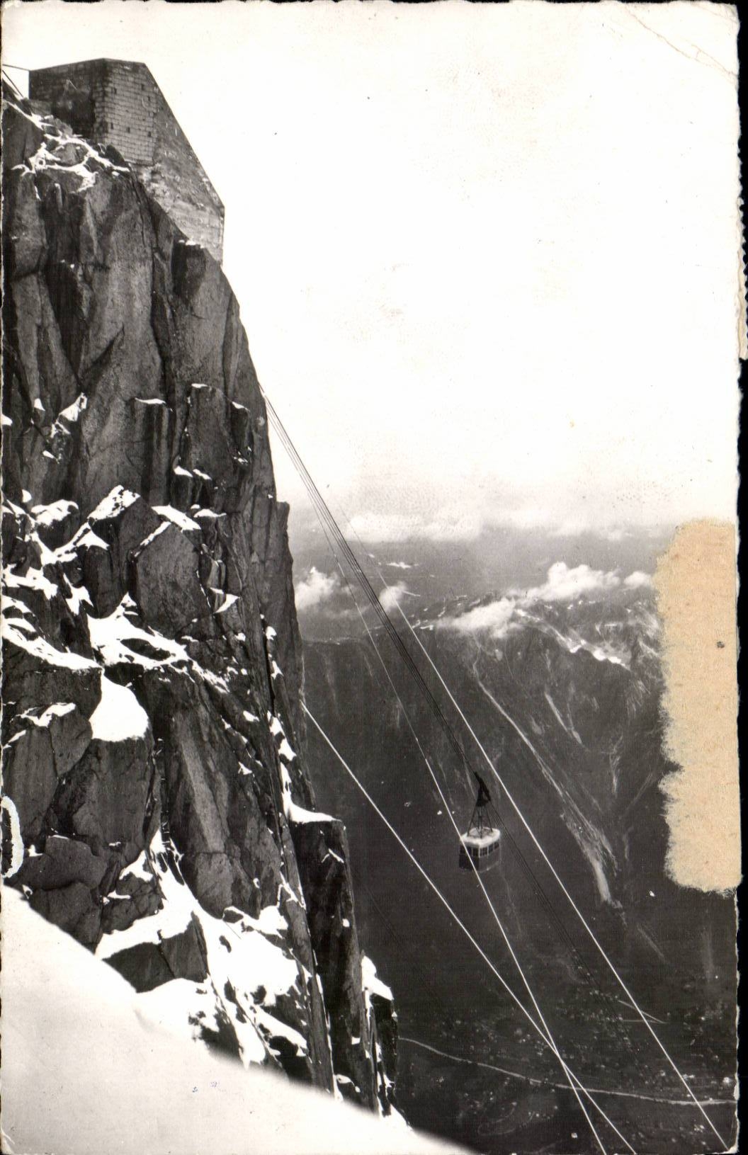 MODERN CARD Mountain of the Mount Blanc the tleferique one of the needle of the South