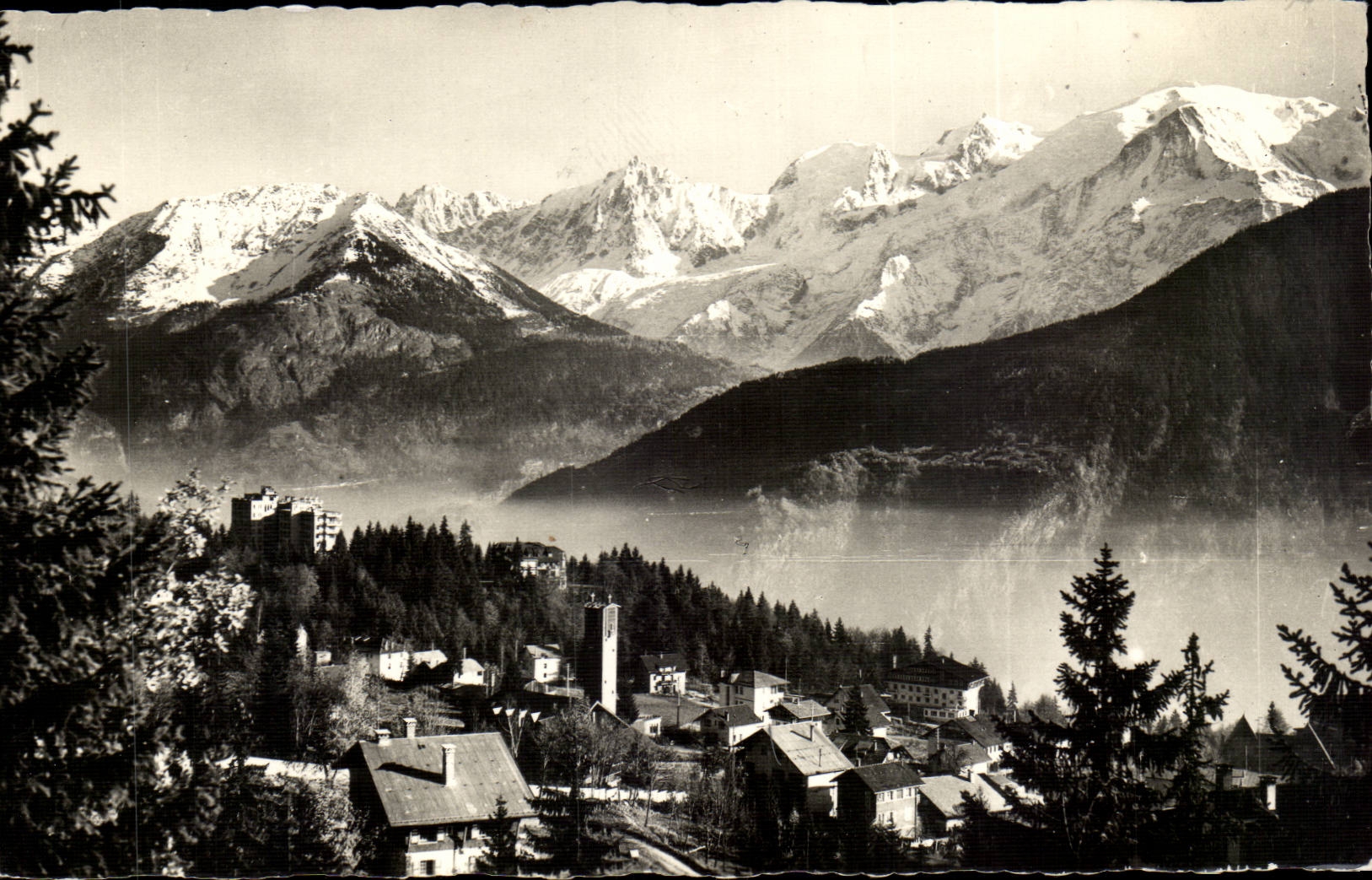 Plate of ESA CPA the village and the chain of Mont Blanc