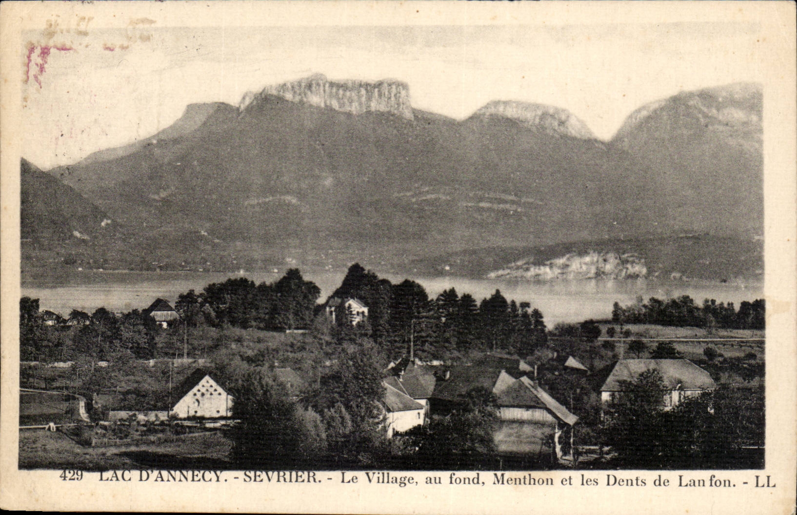 CPA Lake Annecy Sevrier the village at the Menthon bottom and teeth of Lanfon