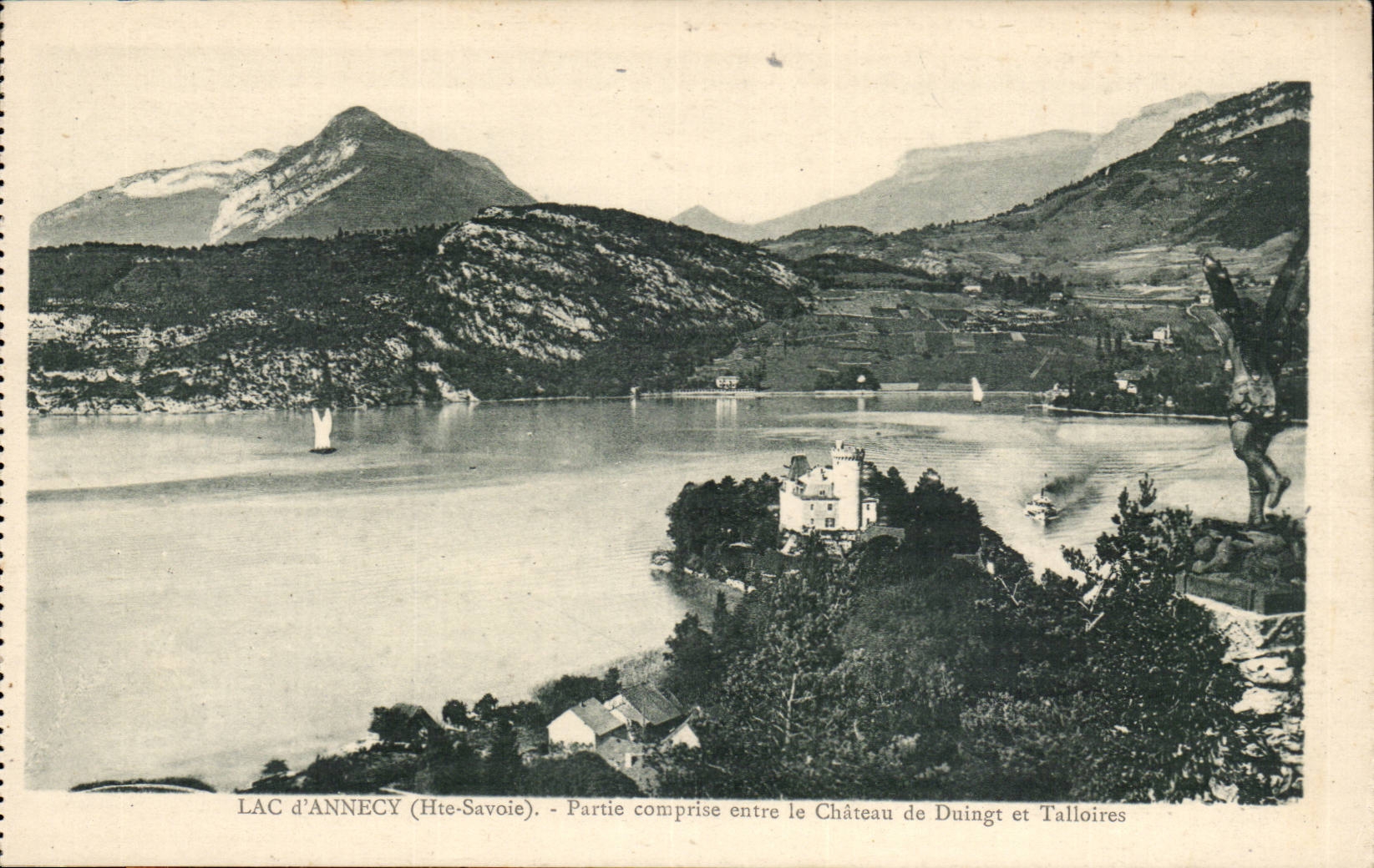 CPA Lake Annecy Left ranging between the castle Duingt and Talloires