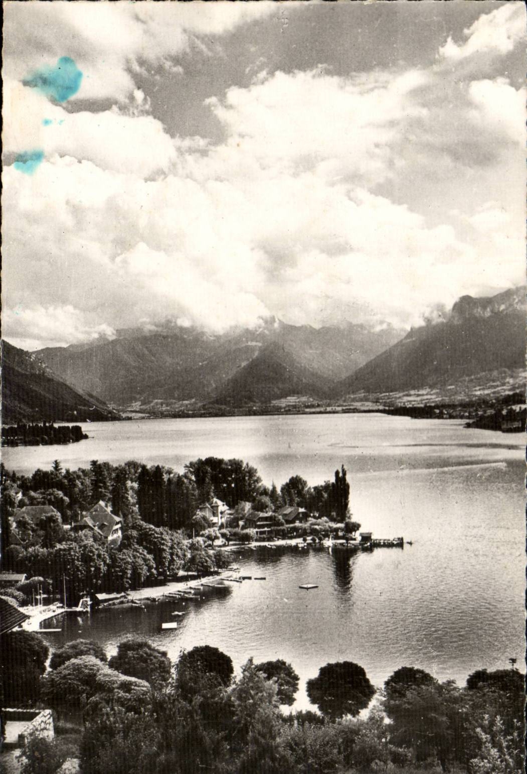 Annecy Lake CPA Talloires and the end of the lake