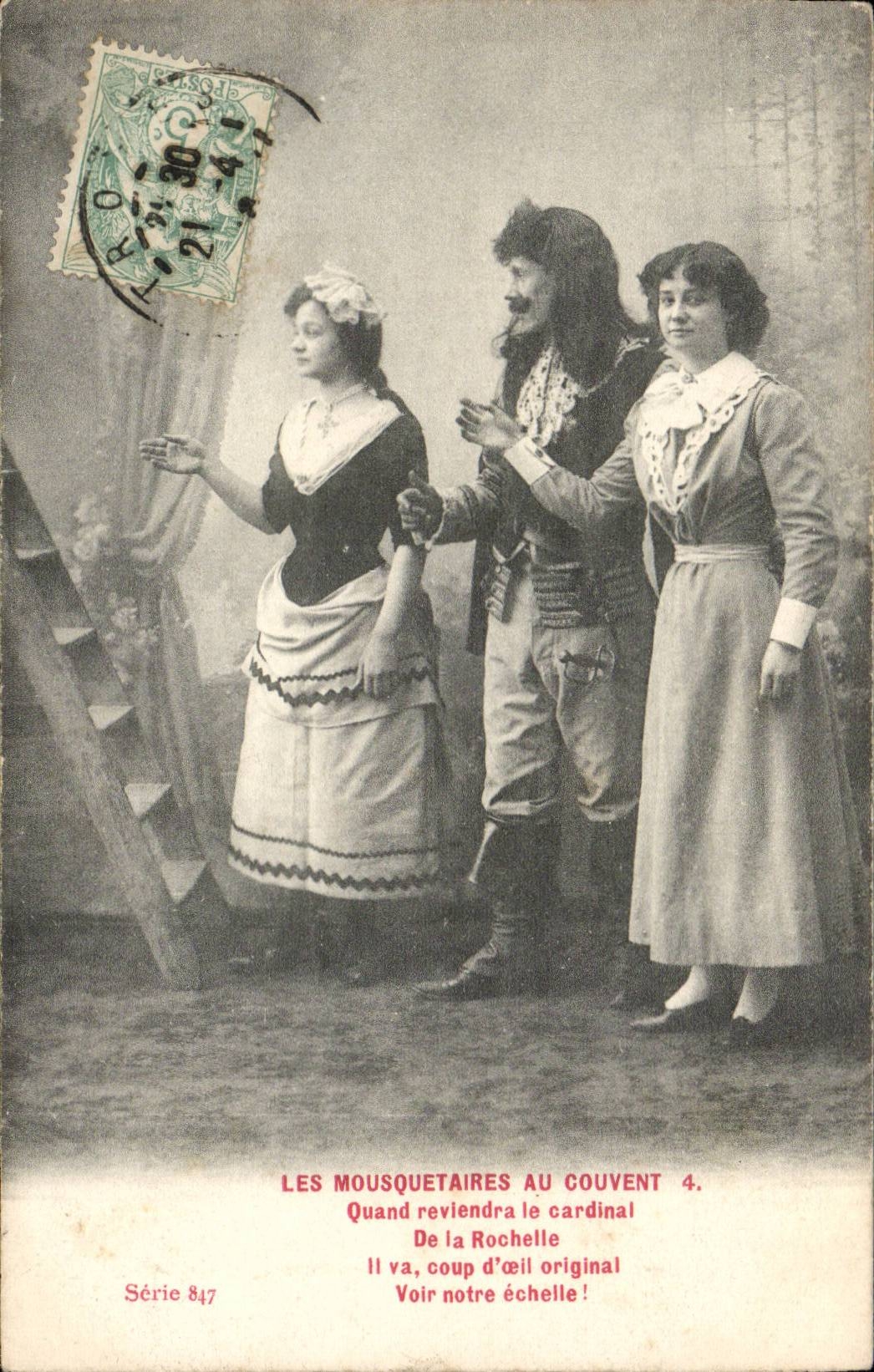 CPA musketeers with the convent When cardinal of the La Rochelle reTours it