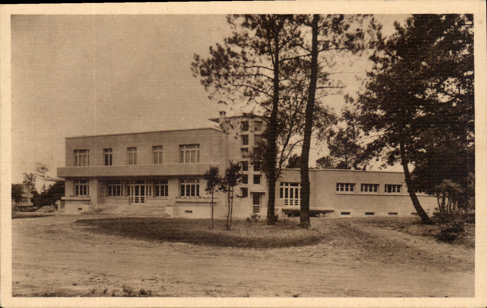 CPA Sanatorium of Bucaille Aincourt Direction and avenue of the personnel