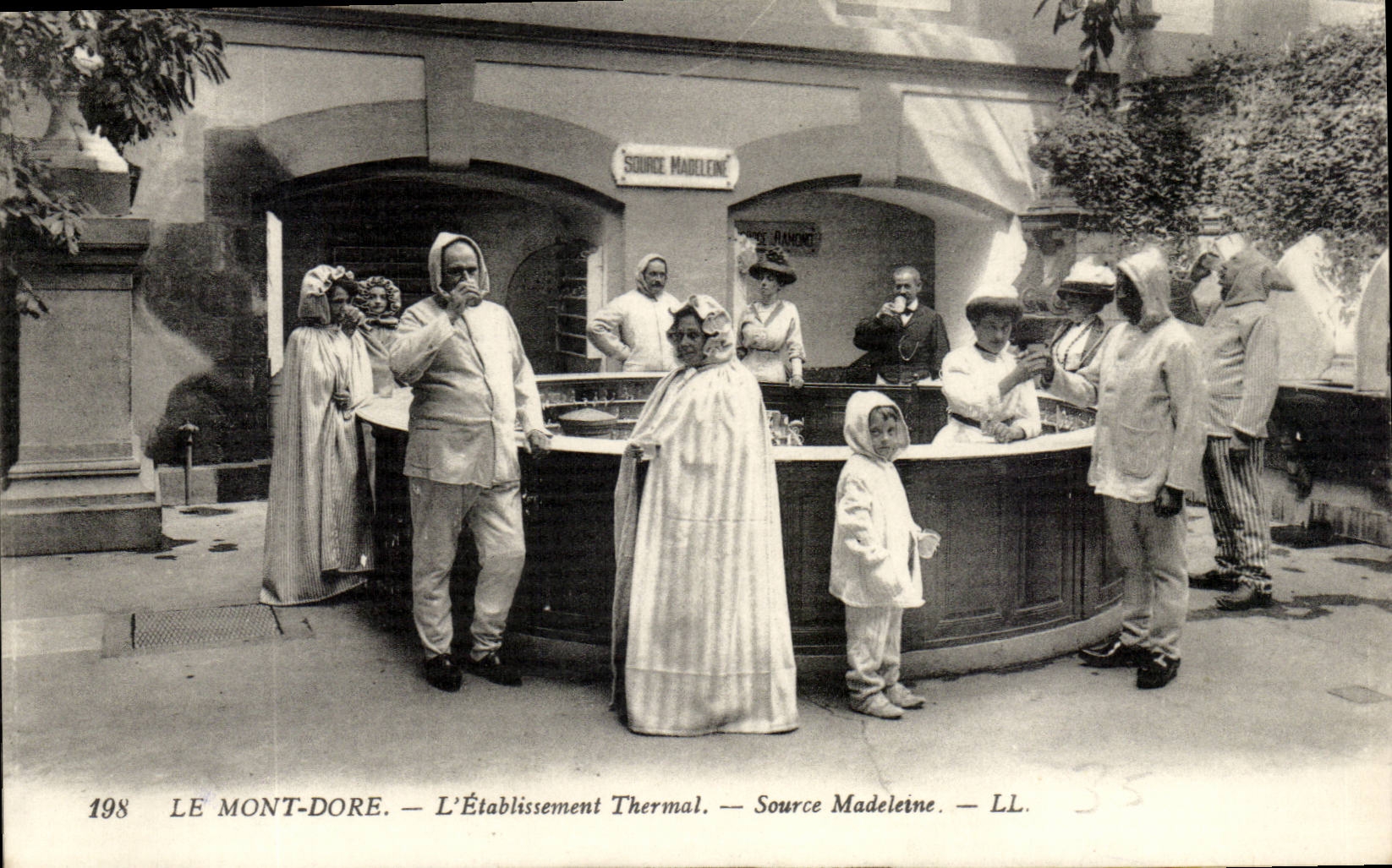 CPA the Mount Gilds Hydropathic establishment Source Madeleine