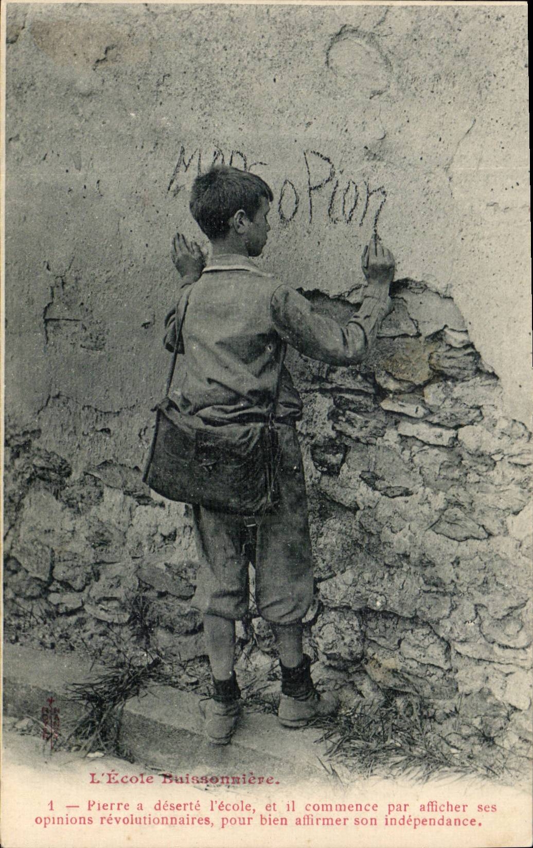 CPA Ecole buissonniere Piere has service road the school (child)