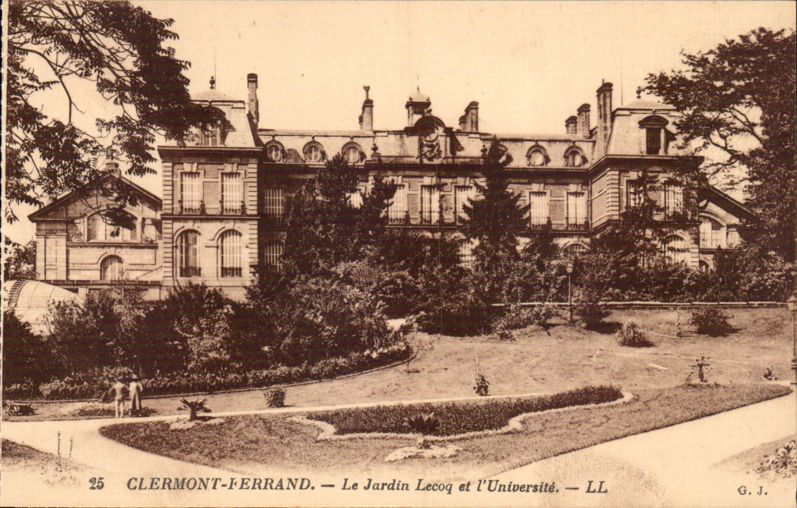 Clermont Ferrand - the Lecoq Garden and the University - CPA