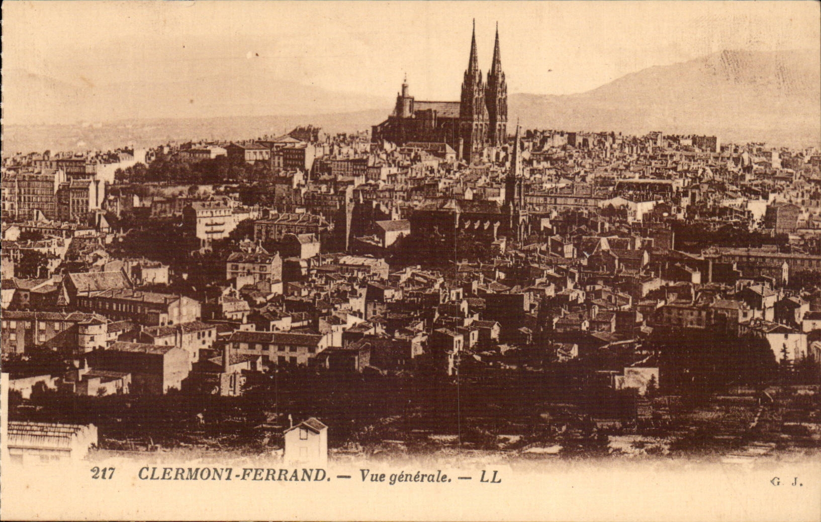 Clermont Ferrand - View - CPA