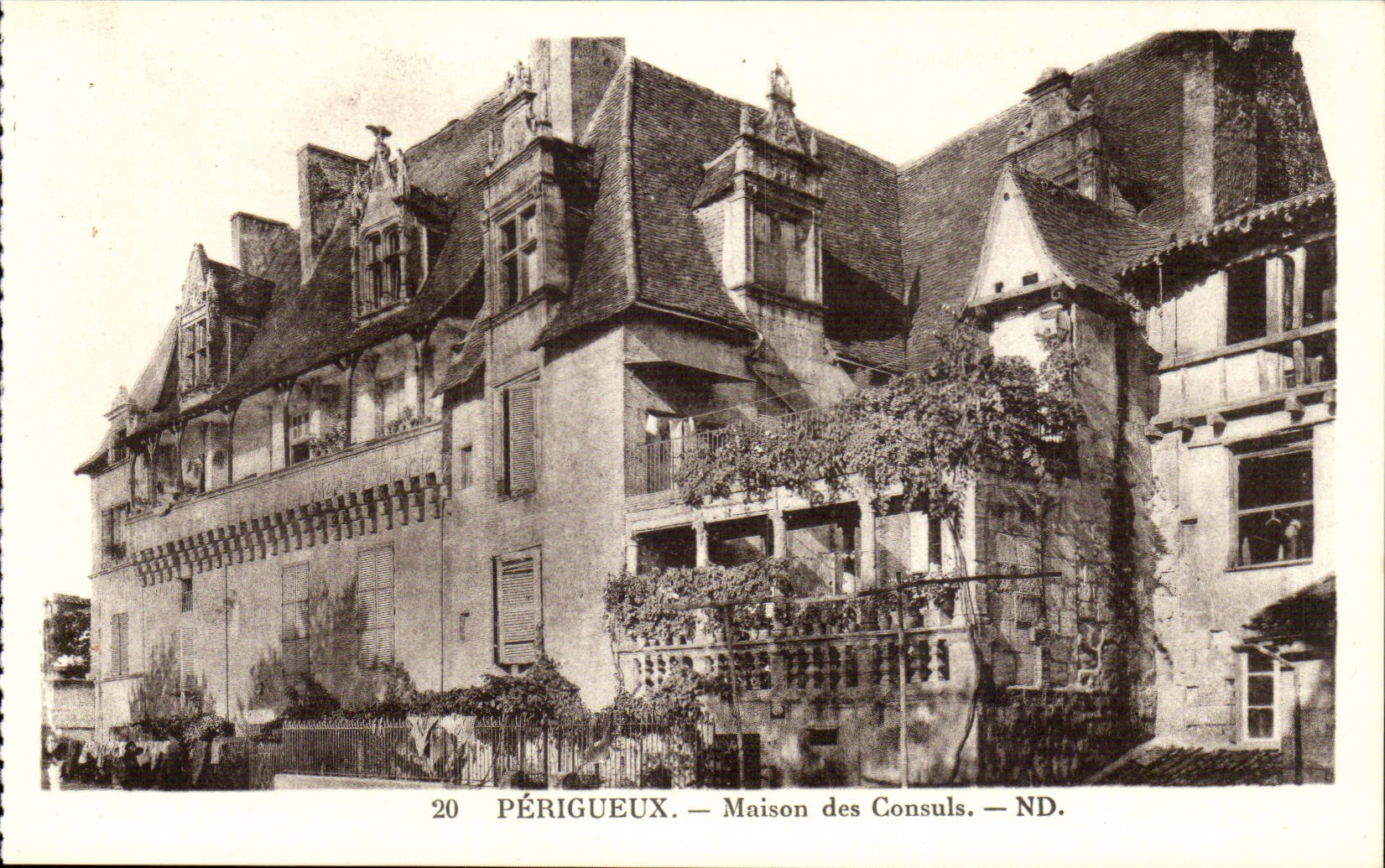 Perigueux - Houses of the Consuls - CPA