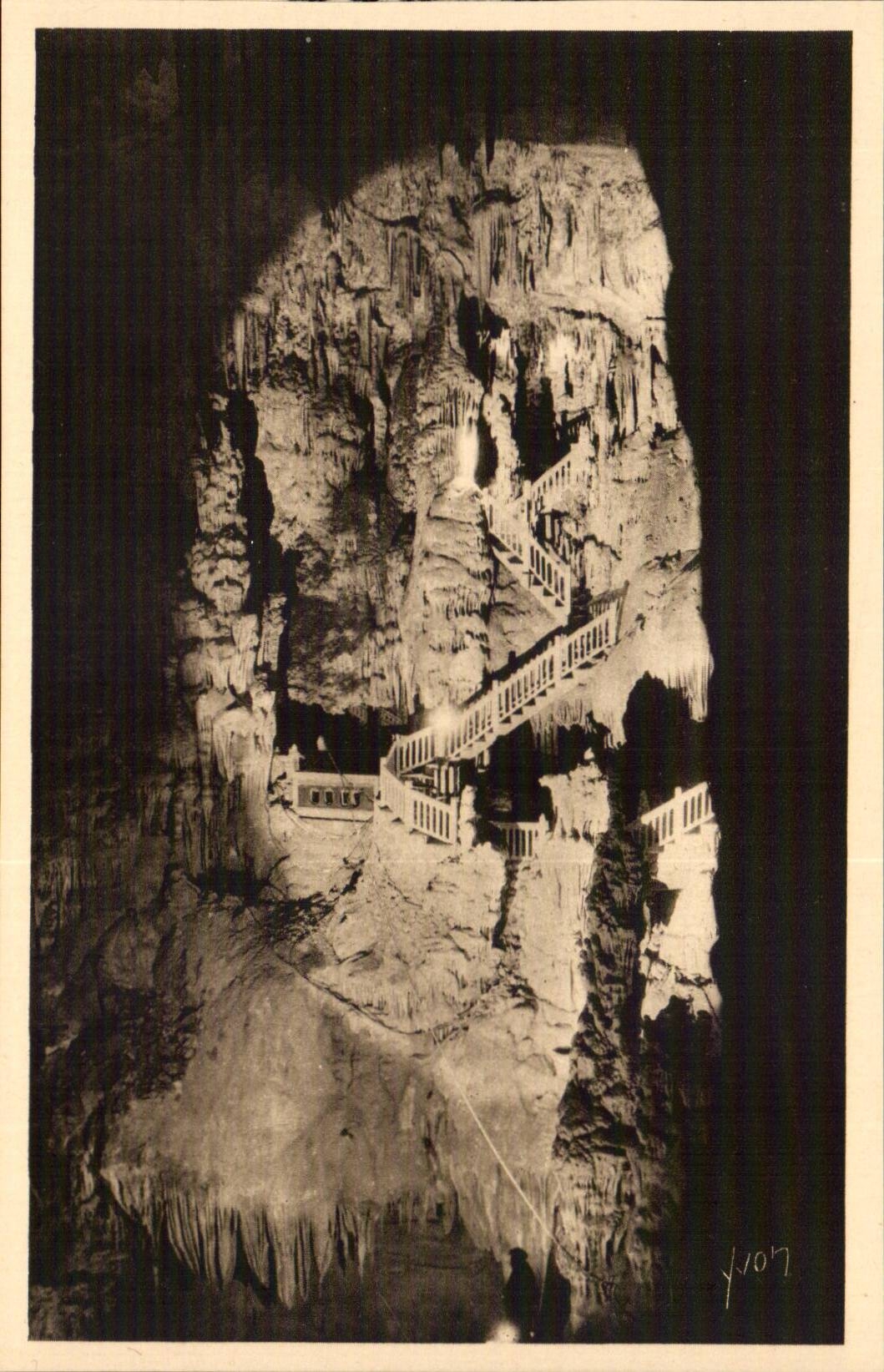 Montpellier - Environs - Grotte des Demoiselles - La Caverne Merveilleuse - La descente dans le Cathedrale - CPA 