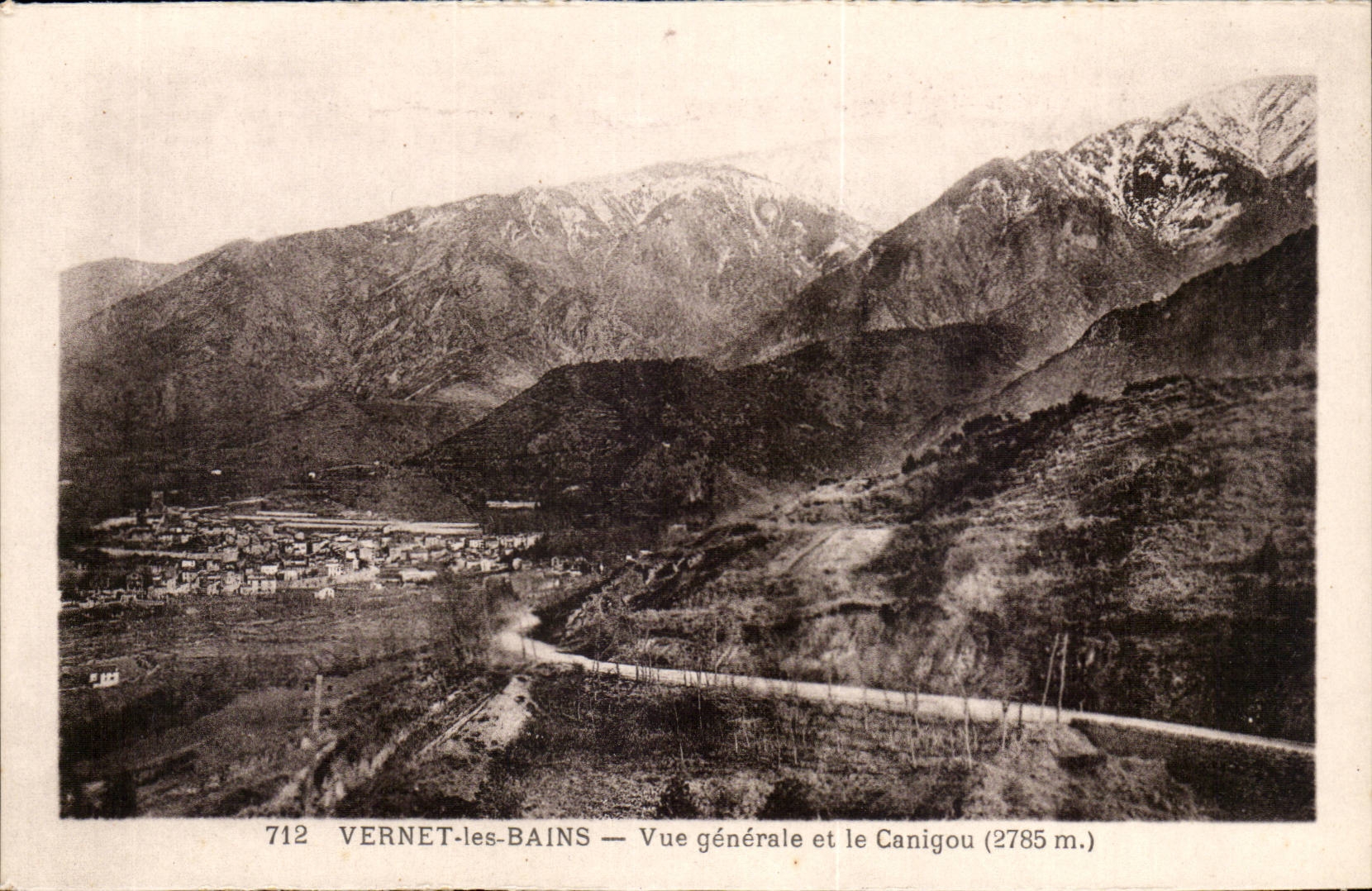 Vernet les Bains - View and Canigou - CPA