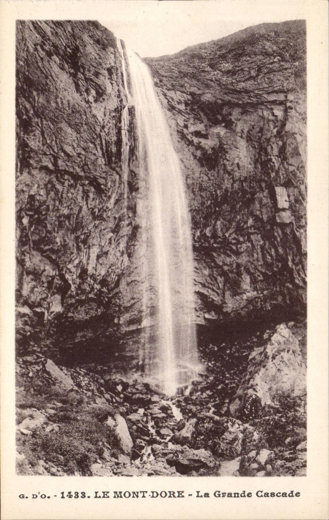 The Mount Gilds - the Large Cascade - CPA