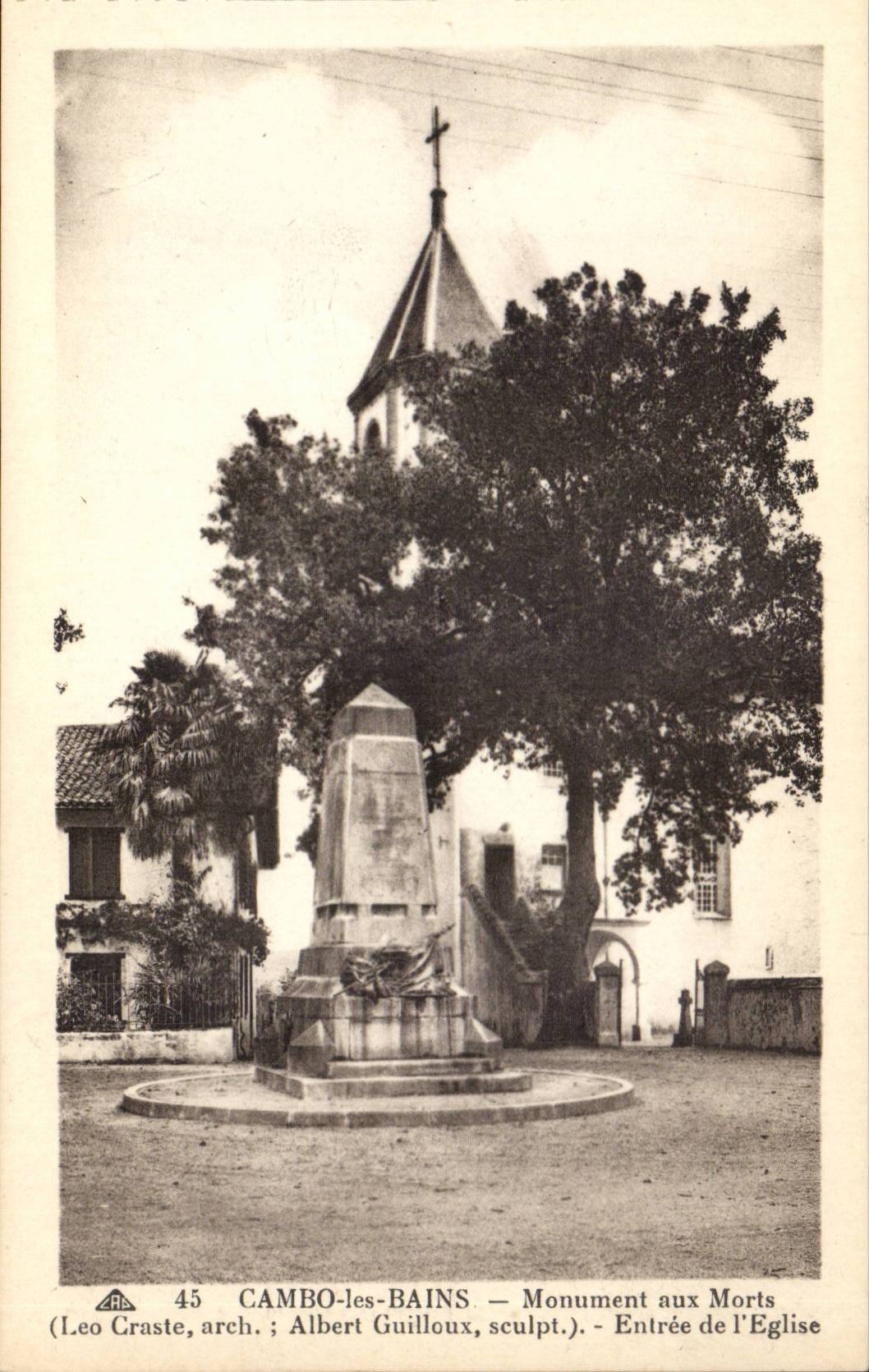 Cambo les Bains - War memorial - Entrance of the Church - CPA