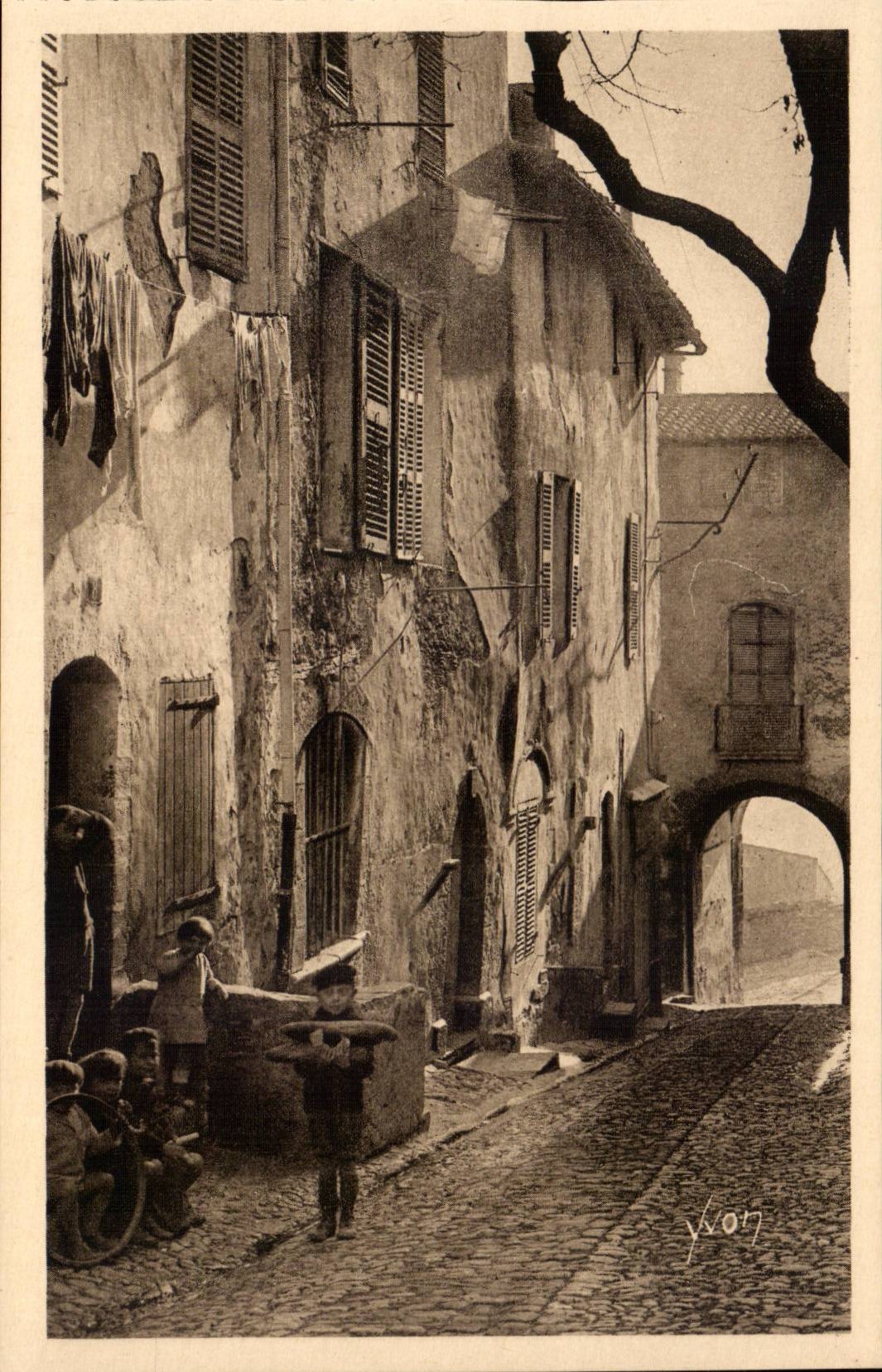 Hyeres - altes Arbeits-CPA (netter Schuss der Kinder)