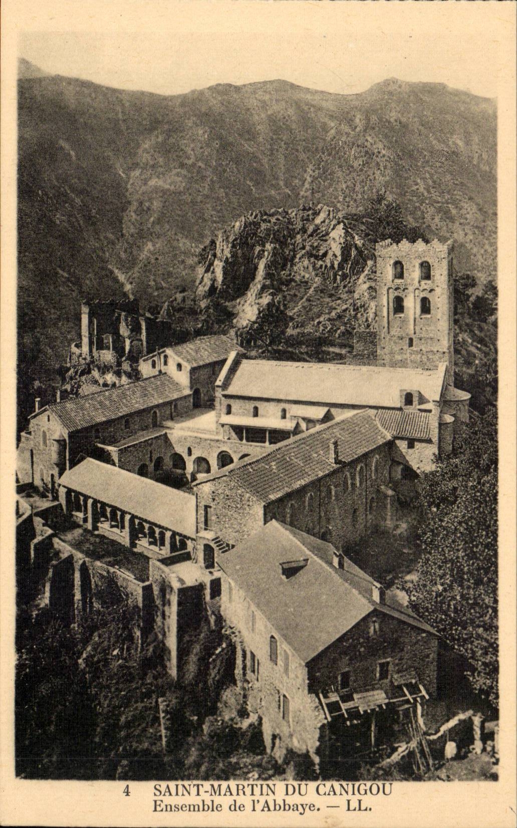 Saint Martin of Canigou CPA Together of the abbey