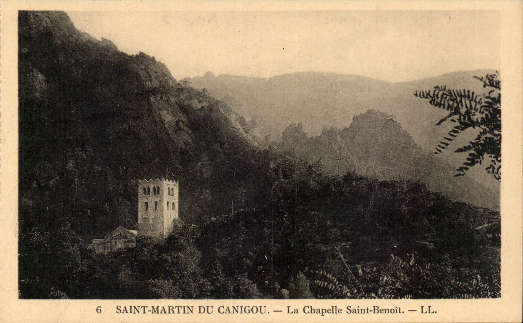 Saint Martin of Canigou CPA the vault Saint Benoit