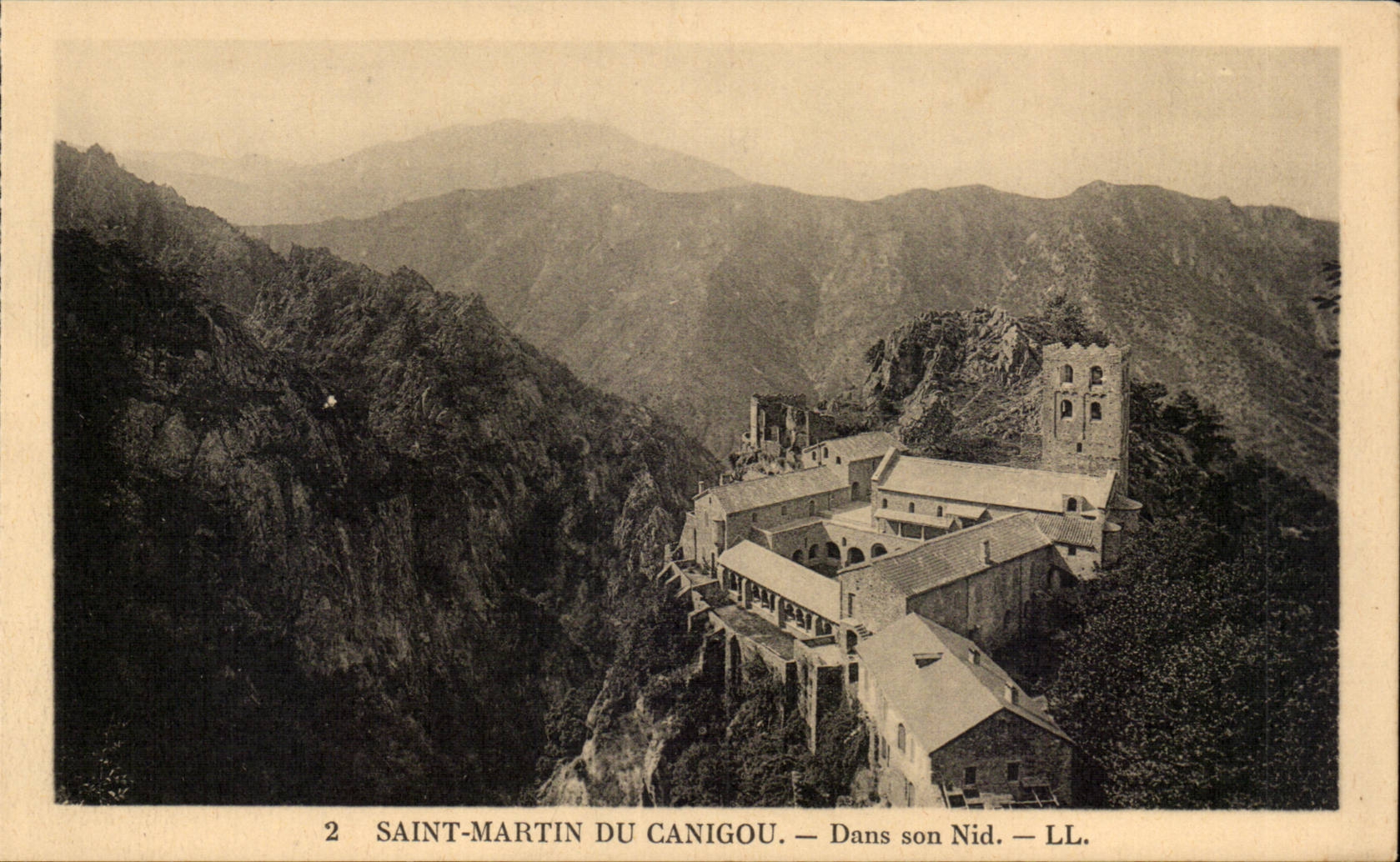 Saint Martin of Canigou CPA In his nest