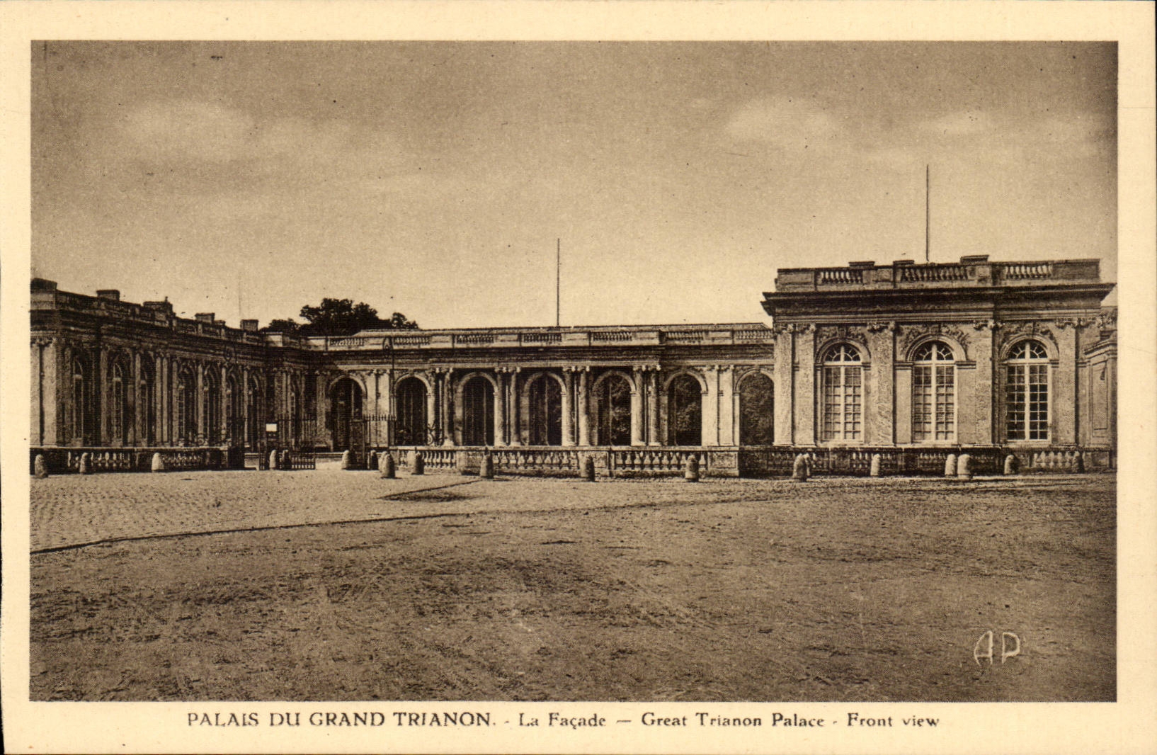 Versailles - Palate of Large Trianon - the Frontage - CPA