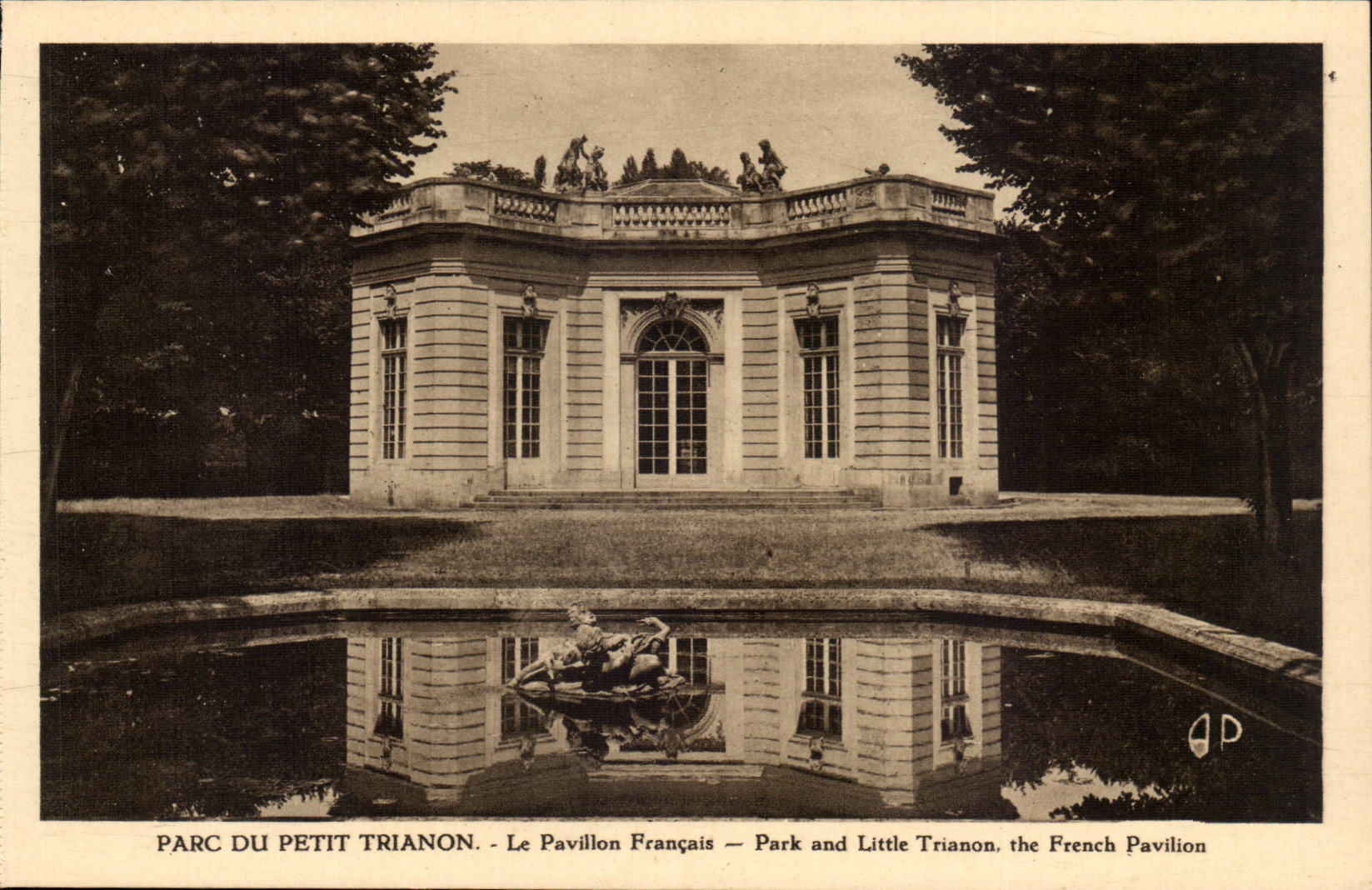 Versailles - Park of Small Trianon - the French House - CPA