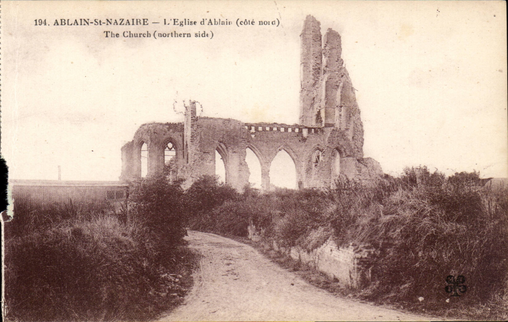Ablain Saint Nazaire - the Church of ablain CPA