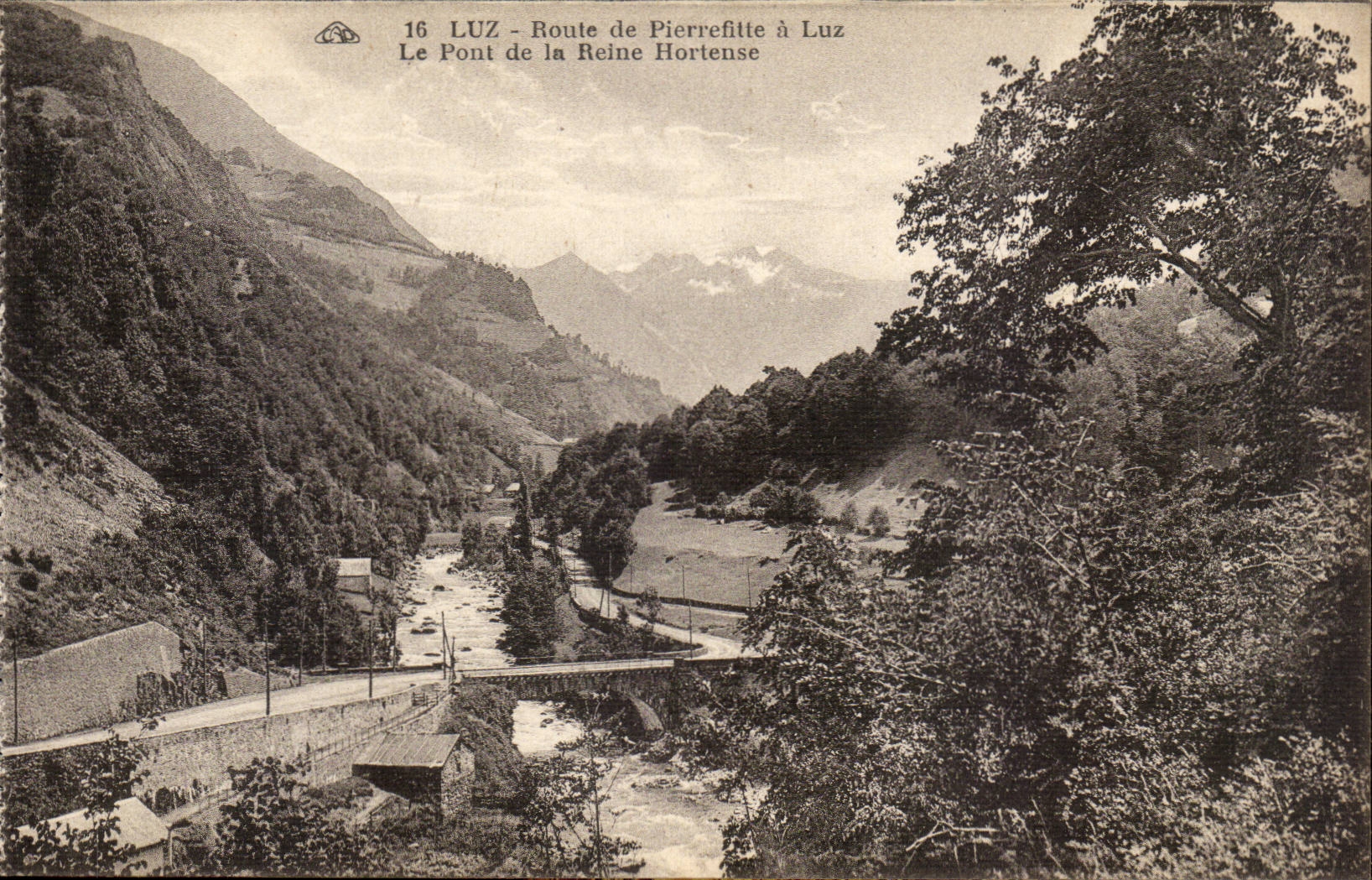 Luz CPA Weg von Luz hat Pierrefitte die Brucke der Hortense Konigin