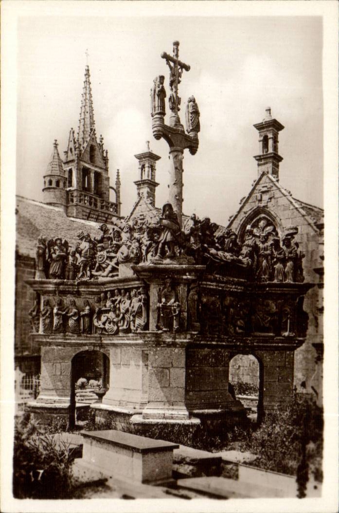 CARTE PHOTO Calvaire de Guimiliau