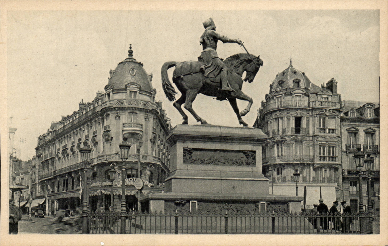 Orleans CPA the place of MArtroi Statue of Jeanne of arc