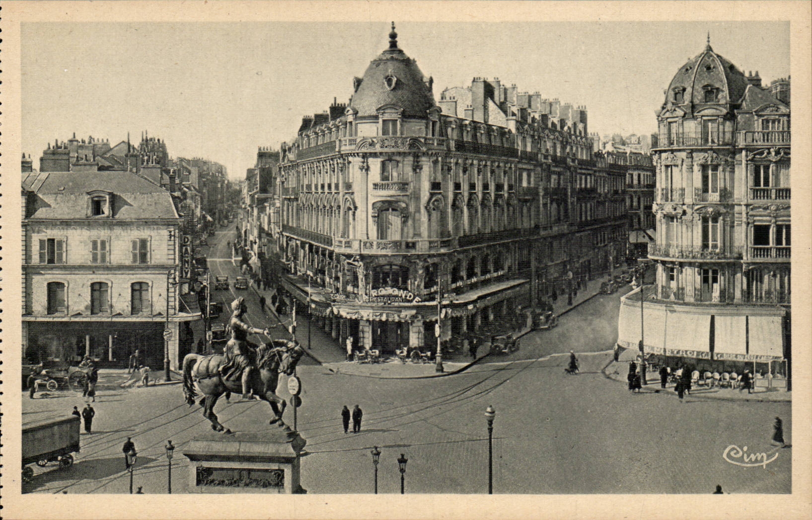 Orleans CPA Places of Martroi Statue of Jeanne of arc