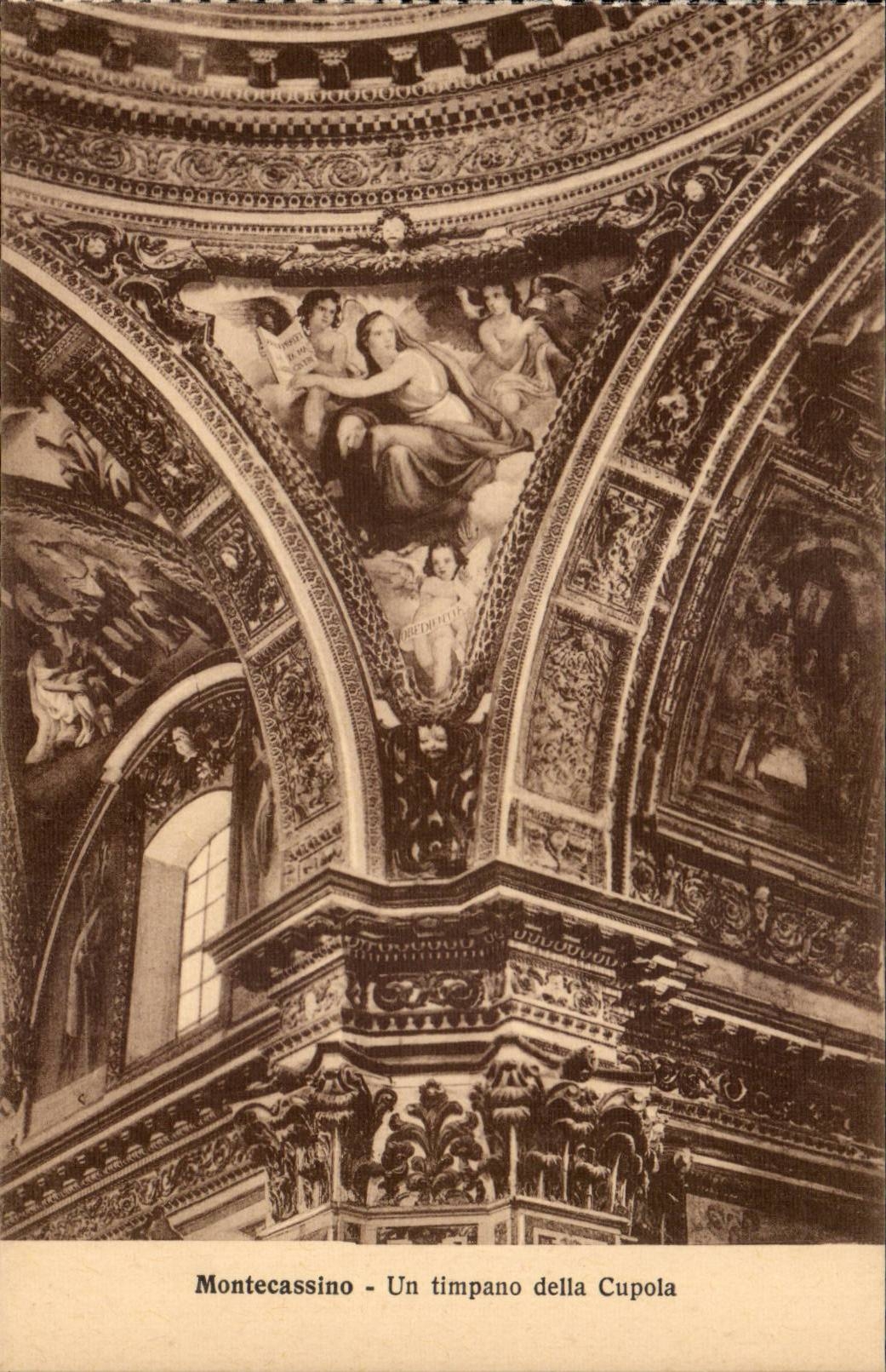 Italy Italia CPA Montecassino a timpano beyond cupola
