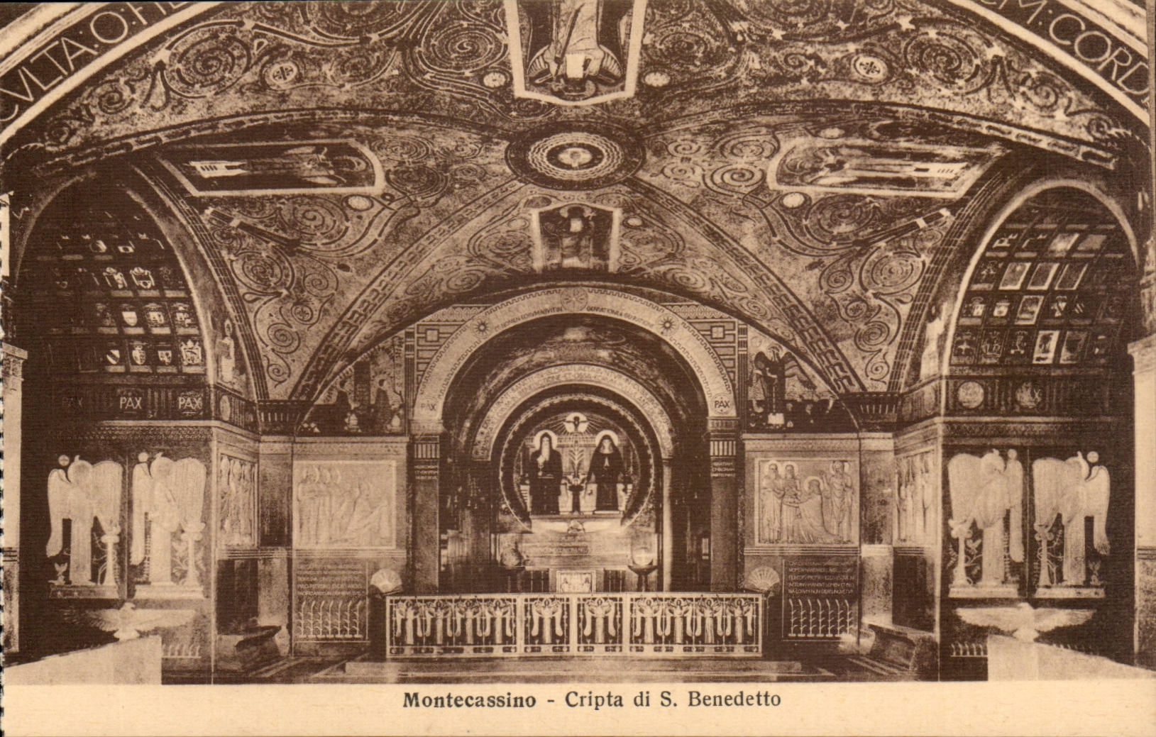 Italy Italia Badia di Montecassino CPA Cripta di S Benedetto