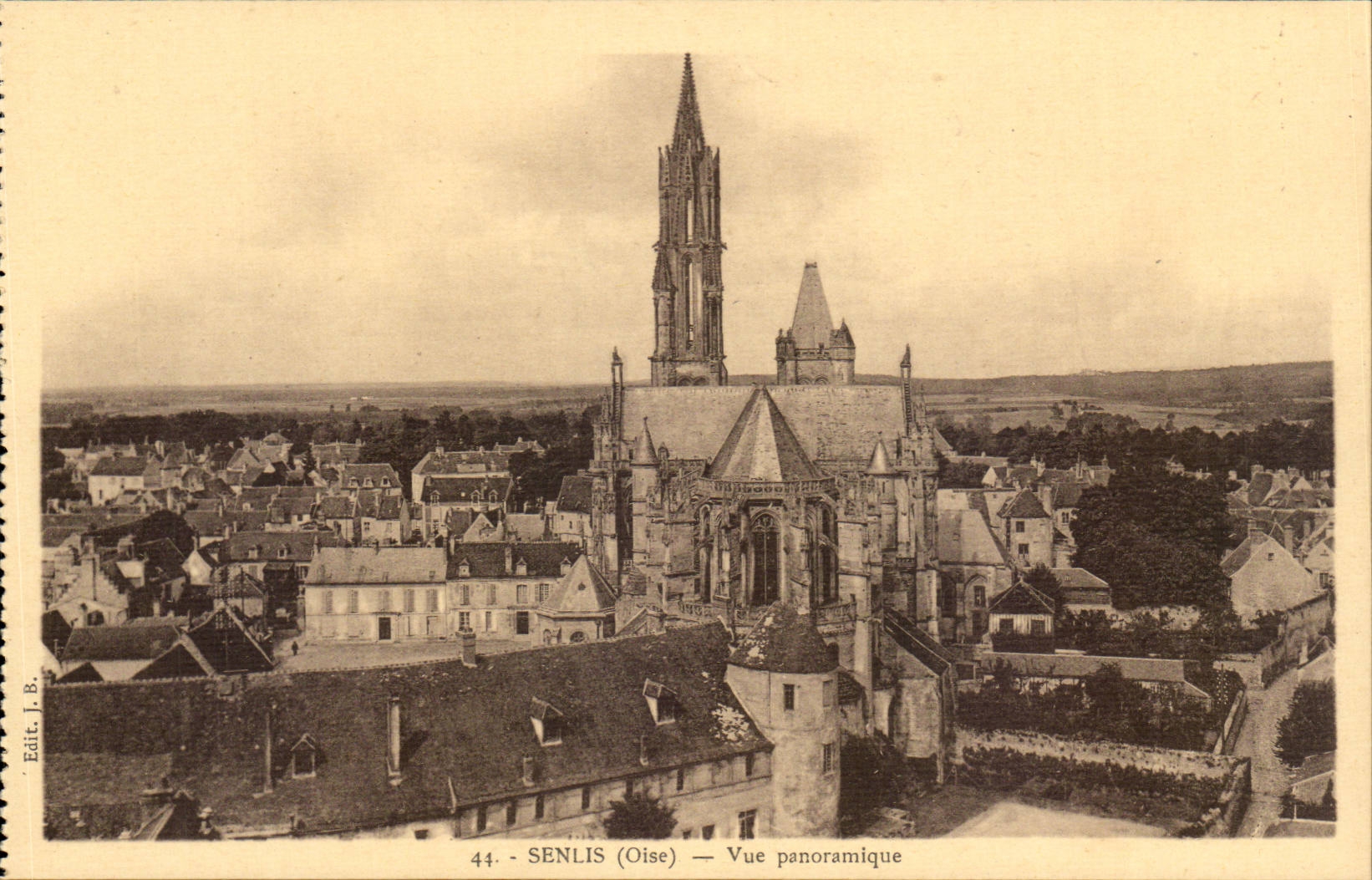 Senlis CPA Panoramic View