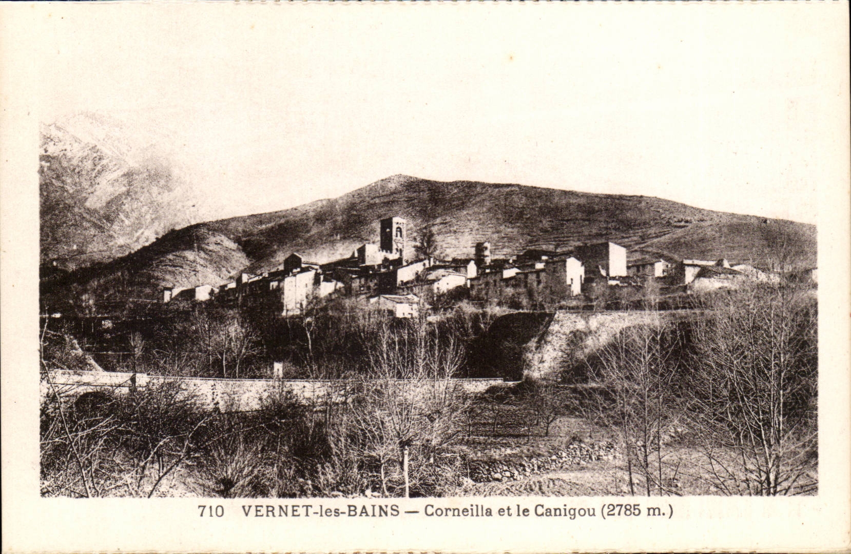 Vernet les Bains CPA Corneilla and Canigou (2785m)