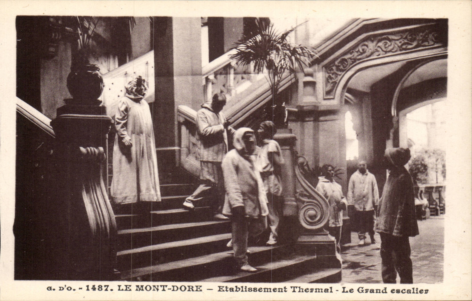 CPA the mount Gilds Hydropathic establishment the large staircase