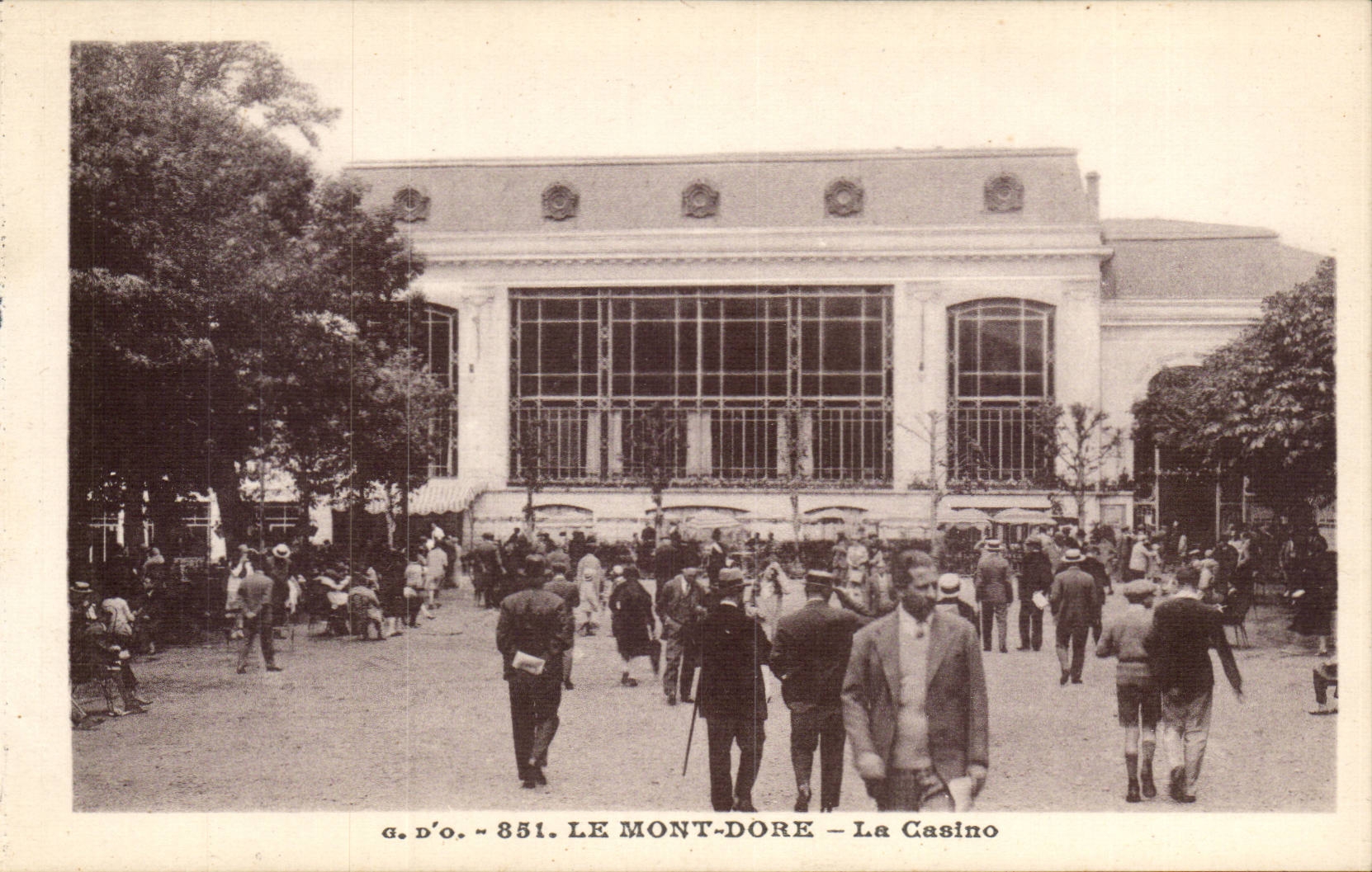 CPA Auvergne the Mount Gilds the casino