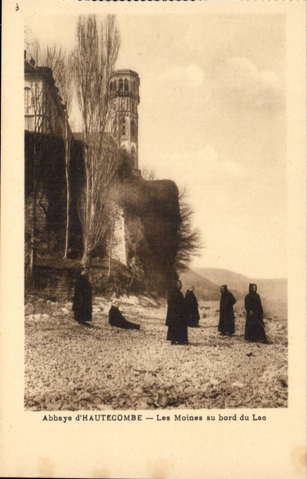 Aix les Bains - Abbey of Hautecombe - Monks at the edge of the lake - CPA