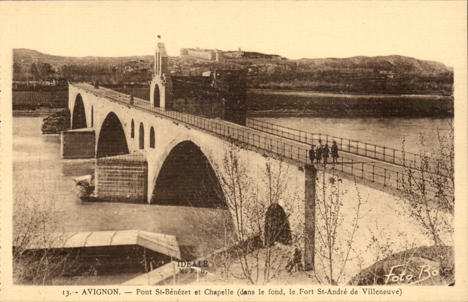 Avignon-Brucken-Str Benezet und Chapelle - CPA