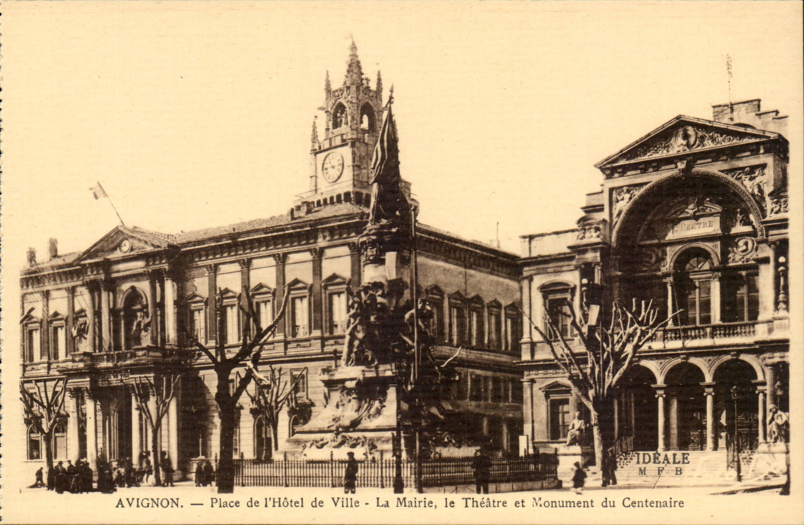 Avignon setzt Rathaus - das Theater und das Denkmal vom Jahrhundert CPA