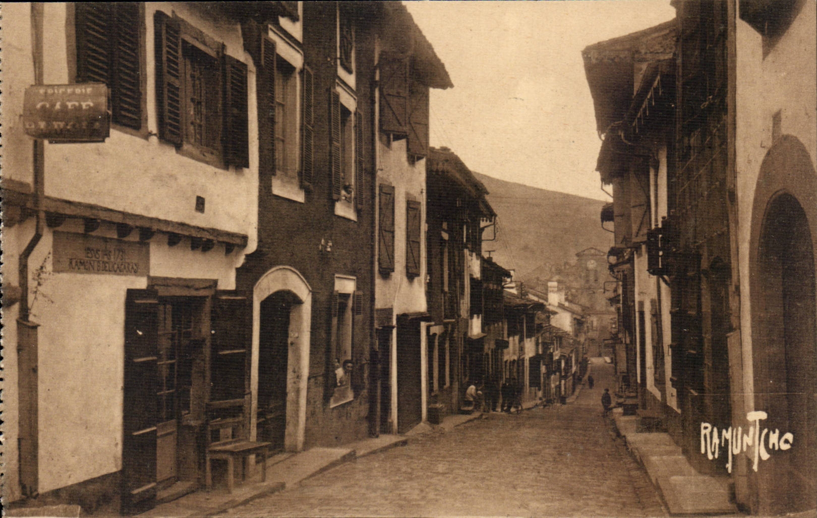 Saint Jean Foot of Port - Street of Spain CPA