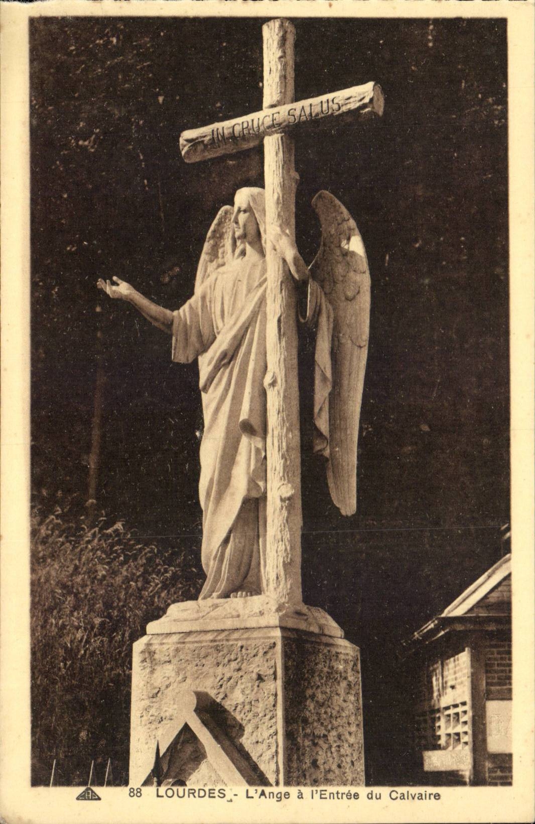 Lourdes - the Angel with Entrance - Martyrdom - CPA