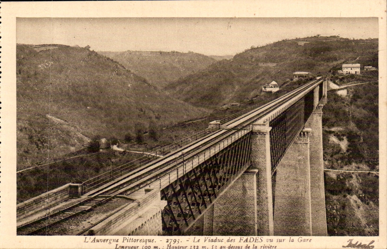 Auvergne - the Viaduct of the Insipid ones - CPA