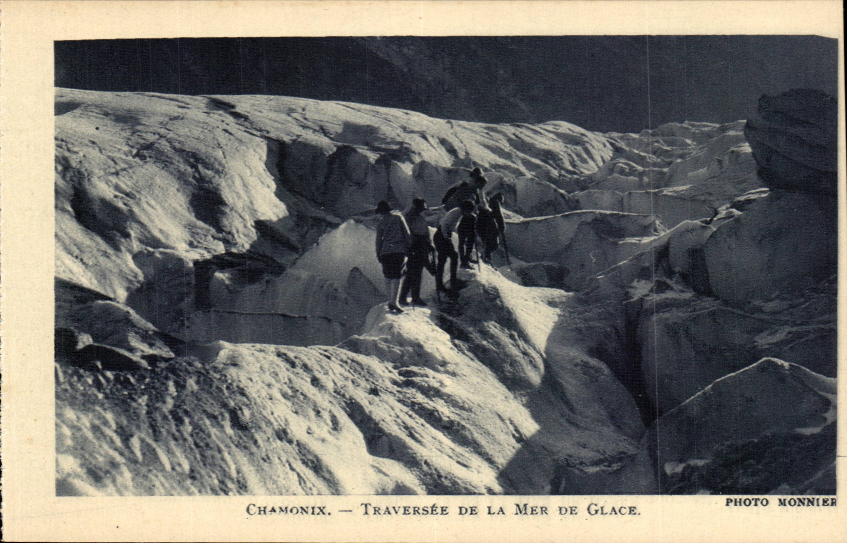CPA Chamonix Traversee de la mer de glace