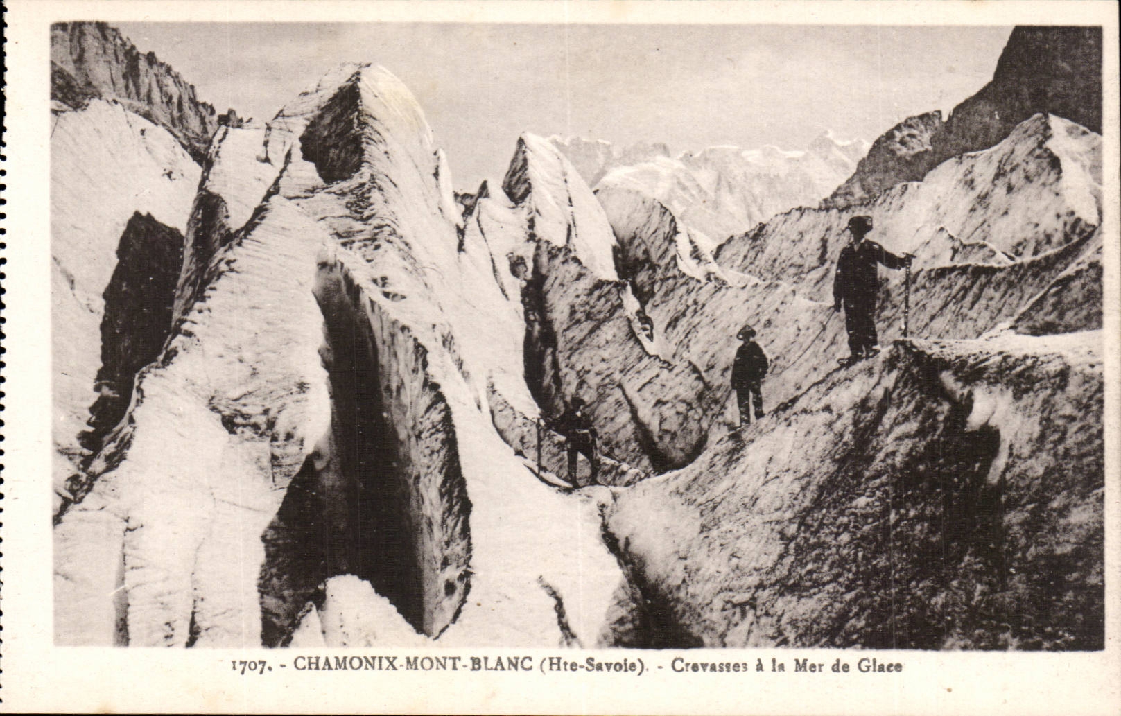 CPA Chamonix Mont Blanc Crevasses a la mer de glace