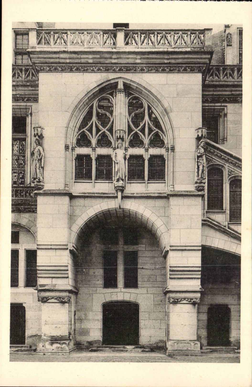 CPA Schloss des Pierrefonds Eingangs der Kuchen