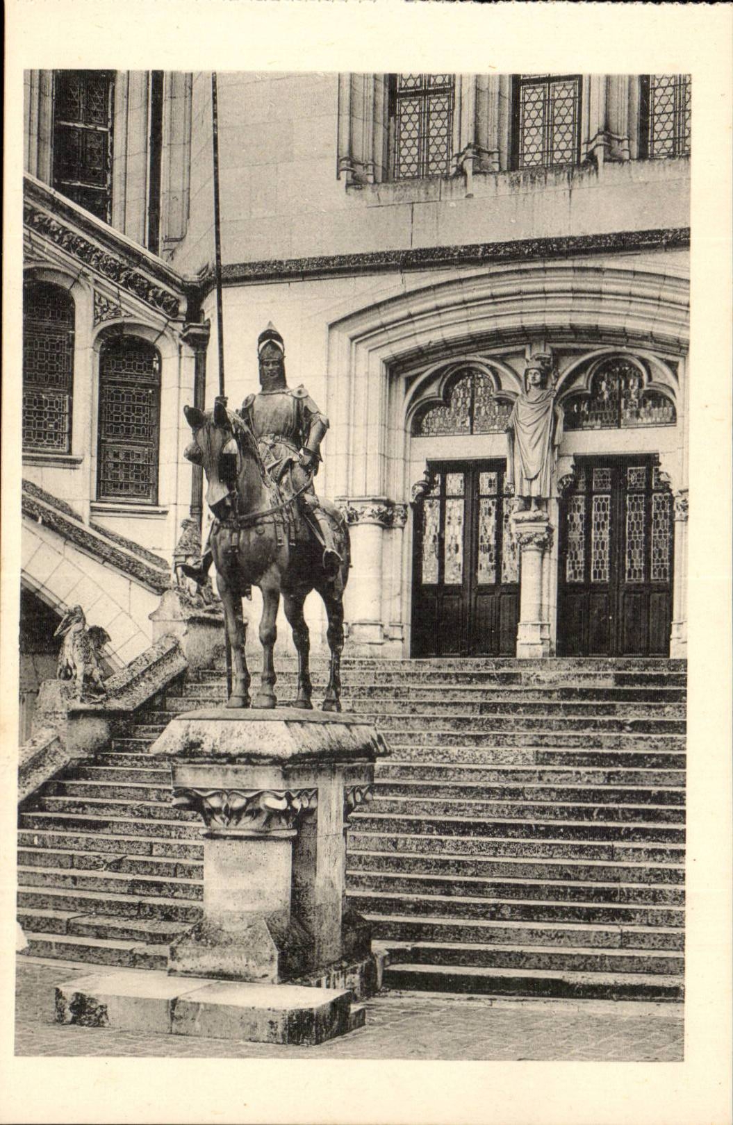CPA Schloss von Pierrefonds Louis von Orleans durch Fremiet